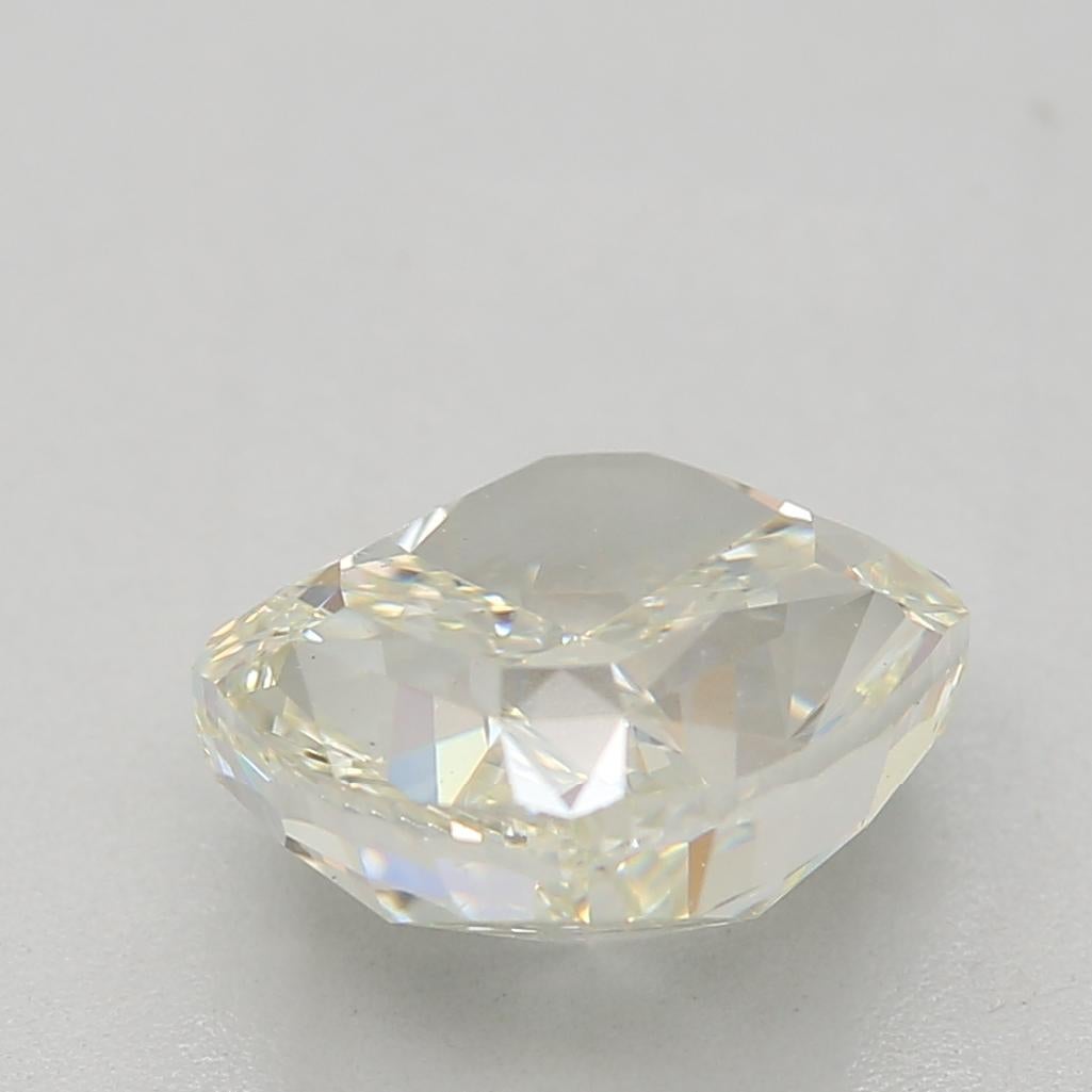 GIA Certified 1.58 Carat Light Greenish Yellow VS2 Clarity Diamond In New Condition For Sale In บางรัก, TH