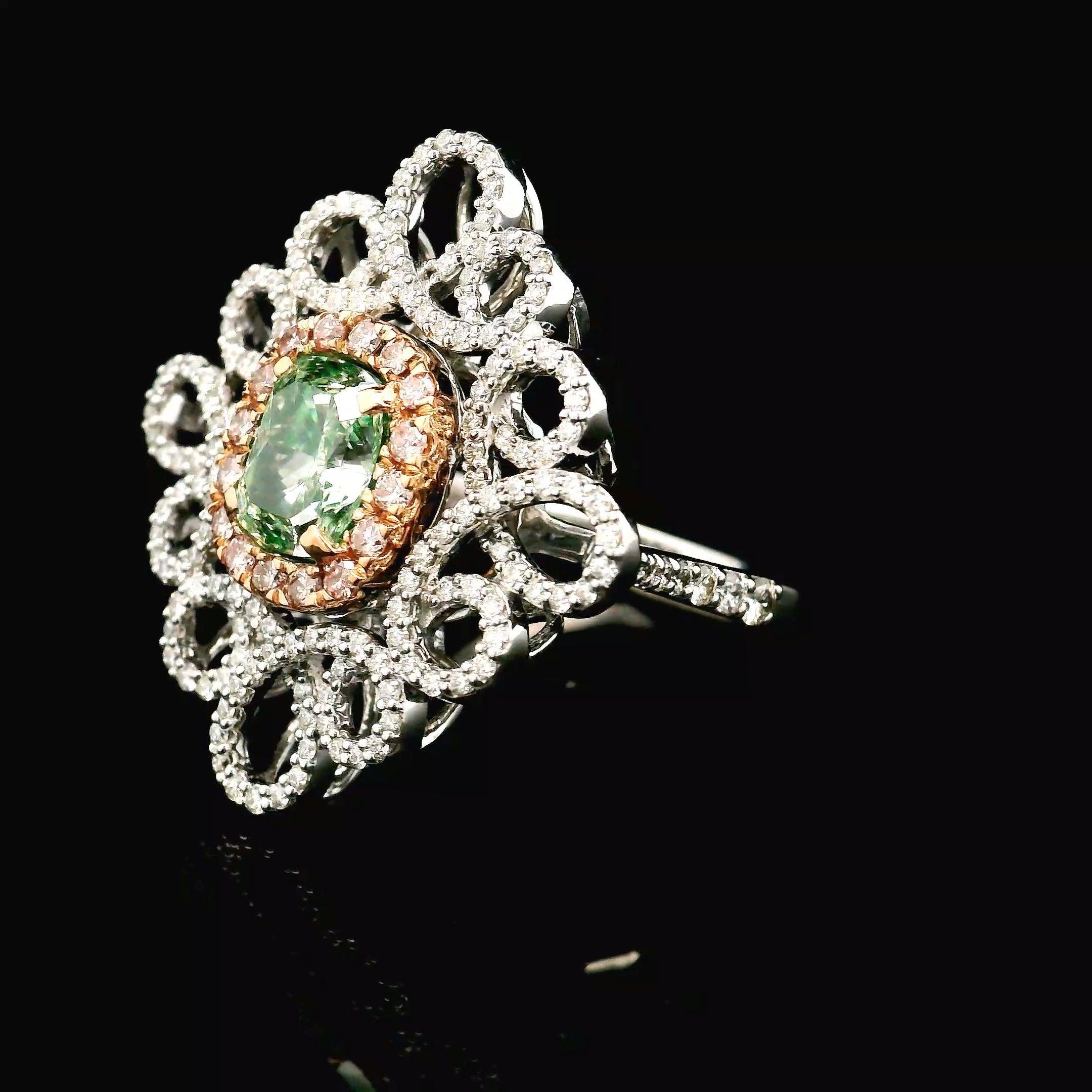 Bague certifiée GIA, de 1,58 carat, de pureté VS2, jaune clair vertâtre Neuf - En vente à บางรัก, TH