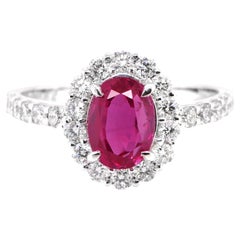 Bague en platine certifiée GIA de 1.58 carat de rubis birman non chauffé et de diamants