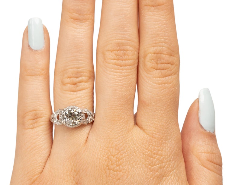 GIA Certified 1.59 Carat Art Deco Diamond Platinum Engagement Ring For Sale 1
