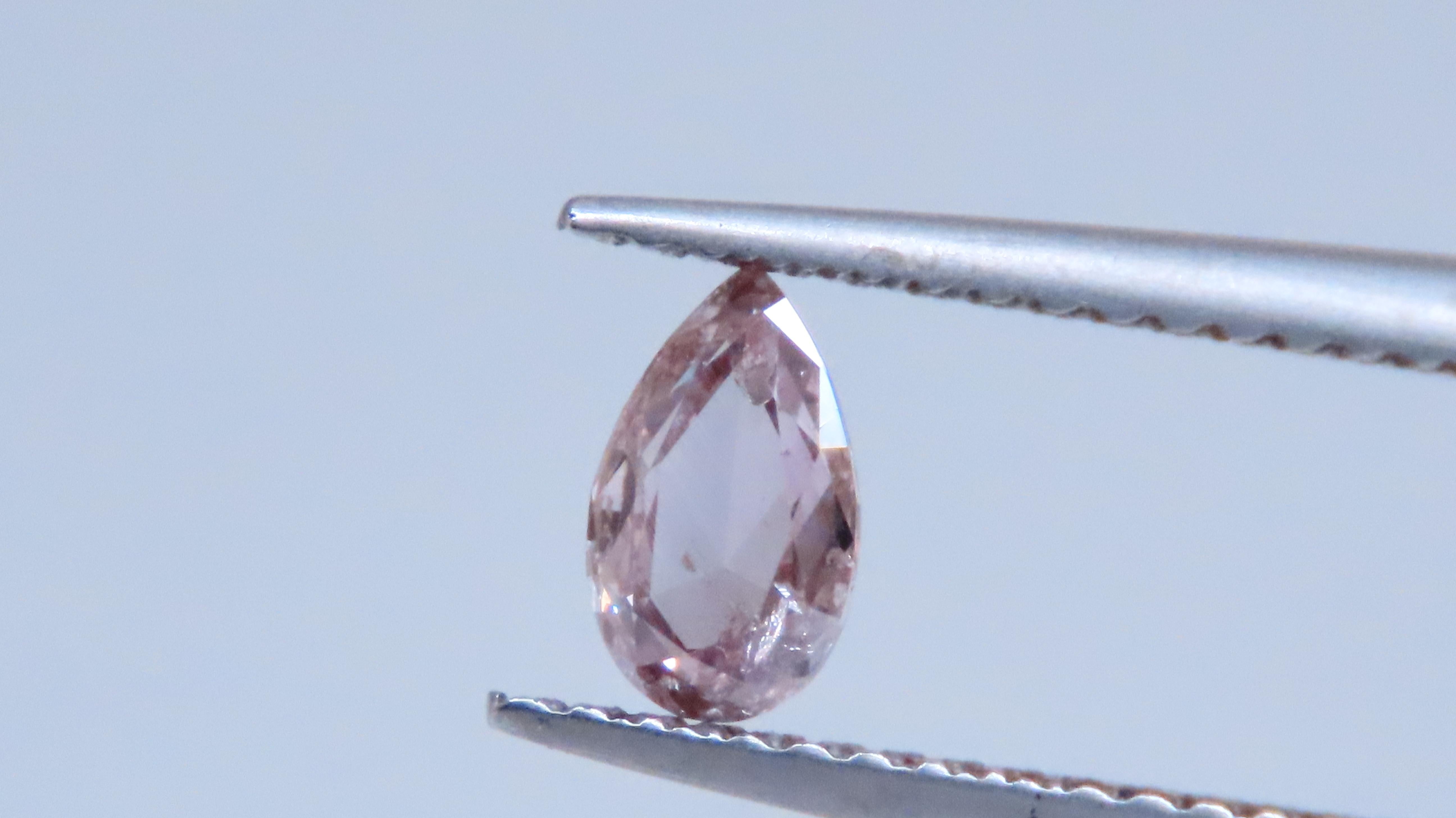 Certificado GIA .15ct Diamante Fancy Rosa Intenso Púrpura Suelto 41114 Corte pera en venta