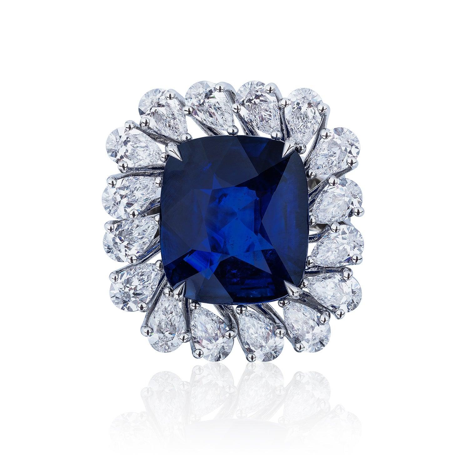 GIA Certified 16.07 Carat Sapphire and Diamond Cocktail Ring In New Condition In New York, NY