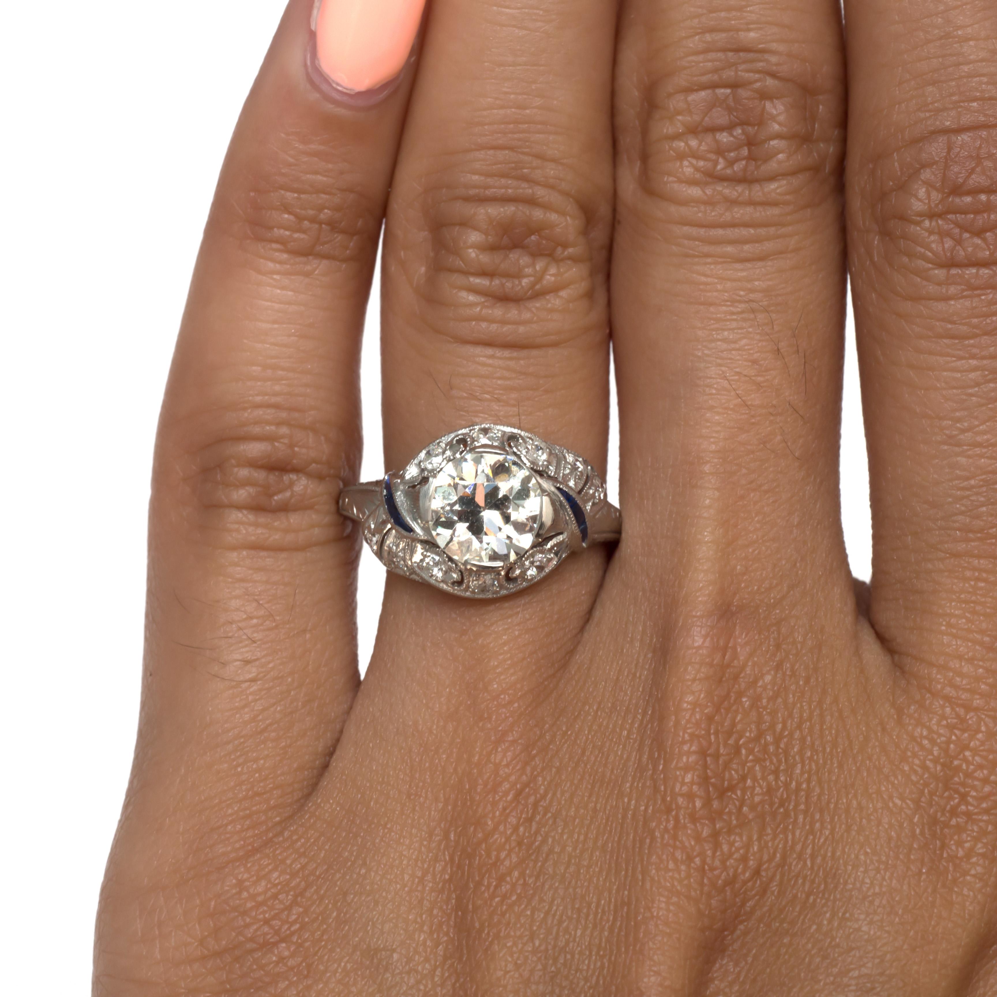 GIA Certified 1.61 Carat Diamond Platinum Engagement Ring For Sale 1