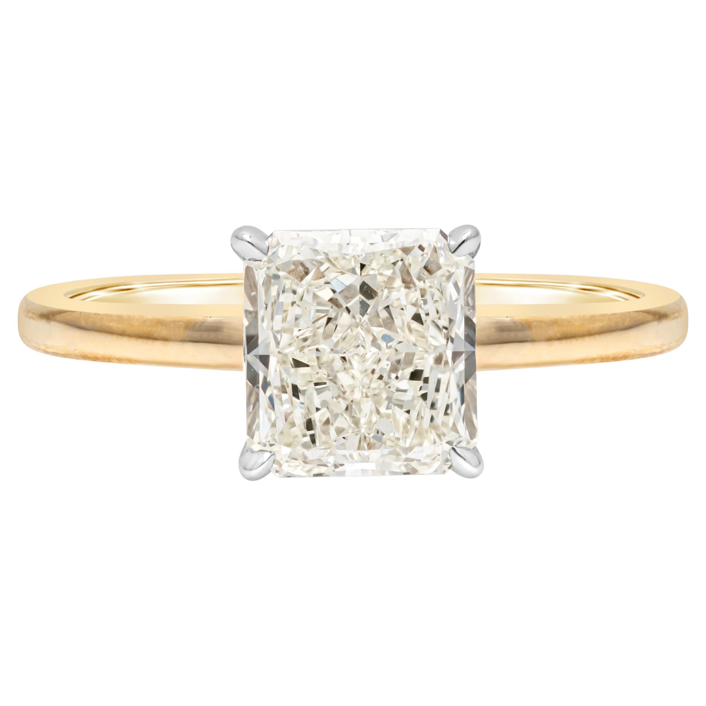 Bague de fiançailles solitaire avec diamant taille radiant de 1,61 carats certifié GIA