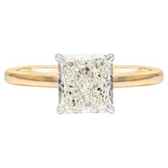 GIA Certified 1.61 Carats Total Radiant Cut Diamond Solitaire Engagement Ring