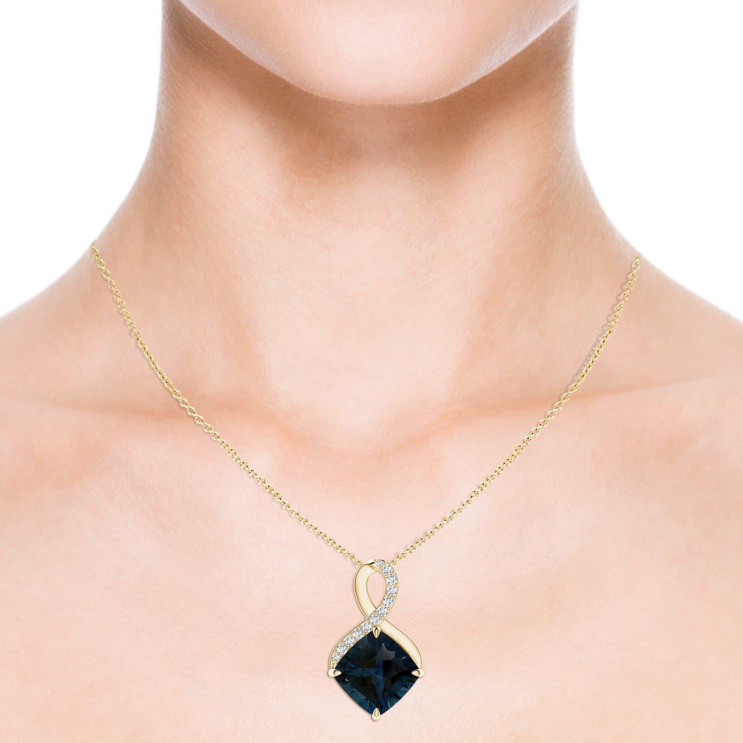 GIA Certified 16.12 ct London Blue Topaz Infinity Pendant in 14K Yellow Gold In New Condition In Los Angeles, CA