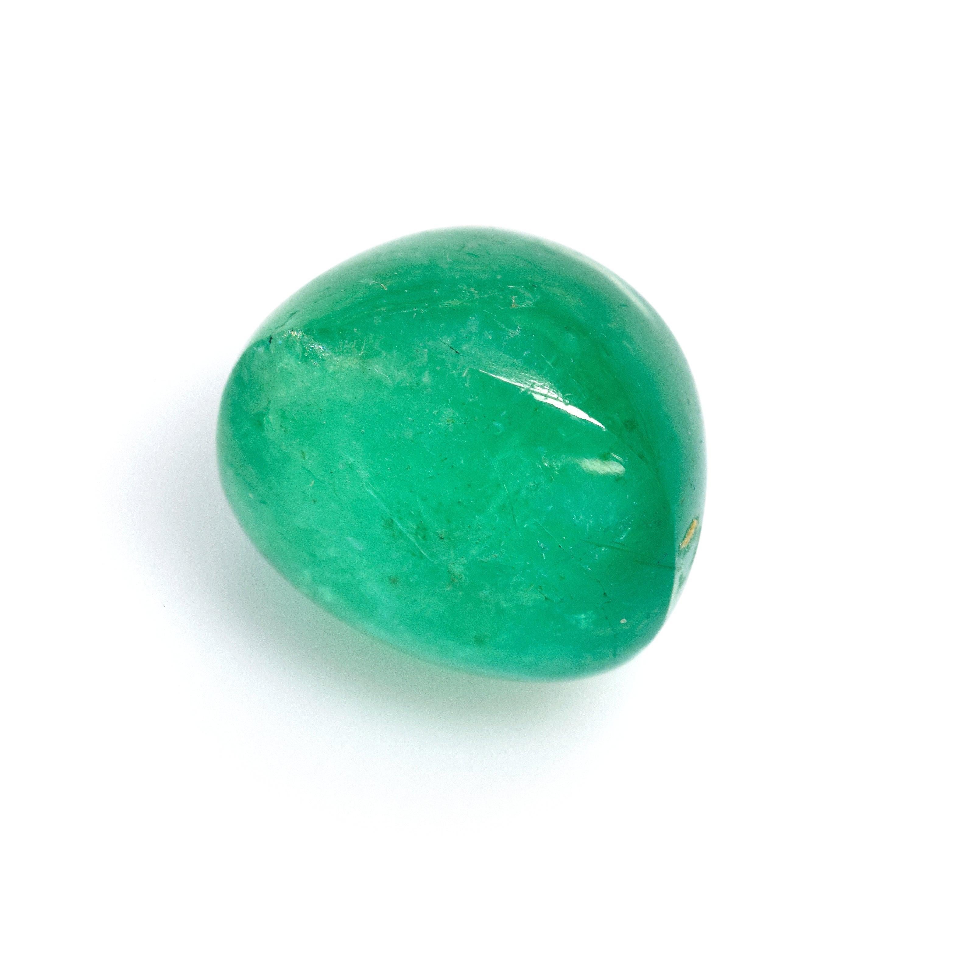 Émeraude verte translucide non sertie en coussin avec double cabochon certifiée GIA de 16,23 carats Bon état à New York, NY