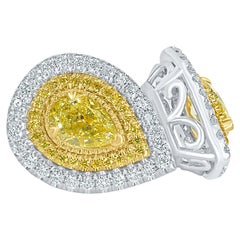 Orecchini a perno con diamanti gialli fantasia certificati GIA da 1,62 carati, oro bianco 18 carati