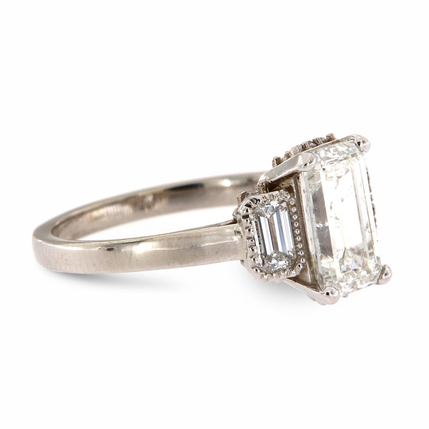 GIA Certified 1.63 Carat Emerald Cut Three Stone 14K White Gold Diamond Ring In Excellent Condition In San Francisco, CA
