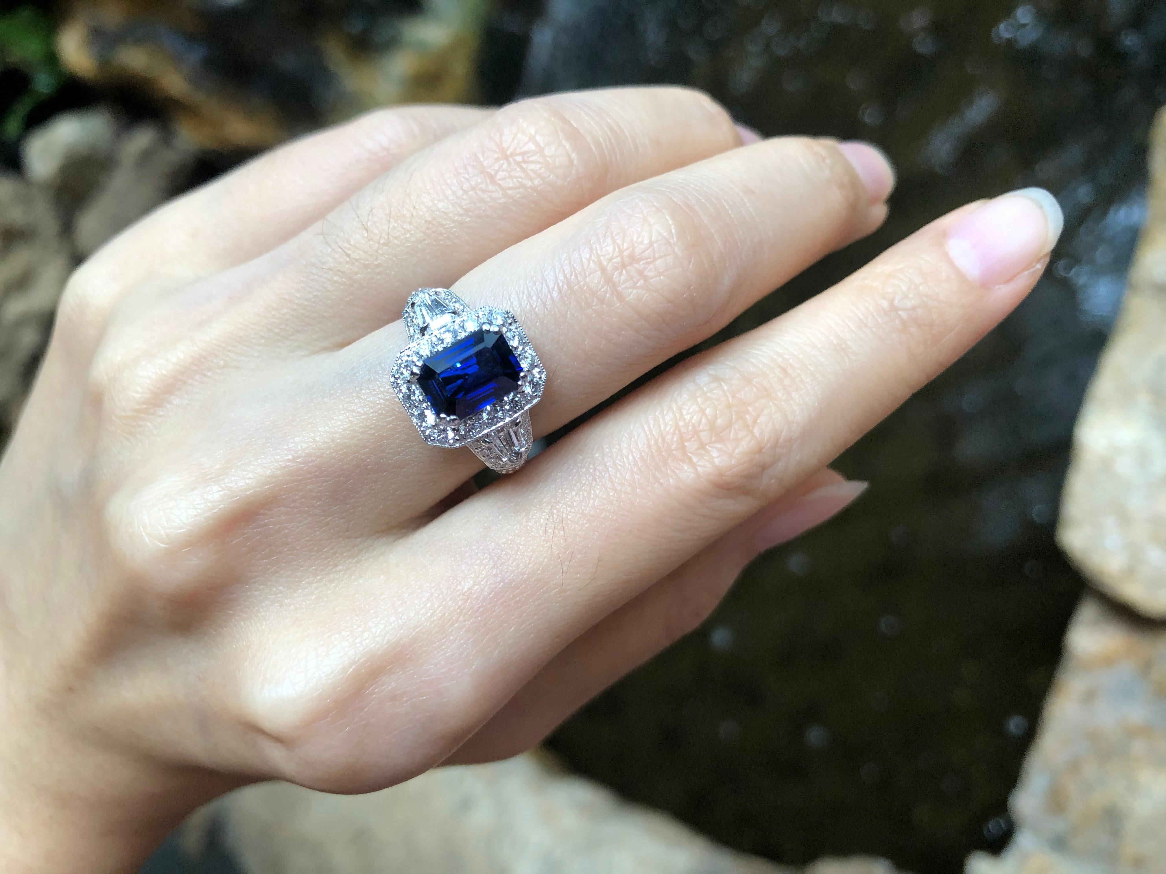 GIA Certified 1.83 Cts Blue Sapphire with Diamond Ring Set in Platinum 950 For Sale 4