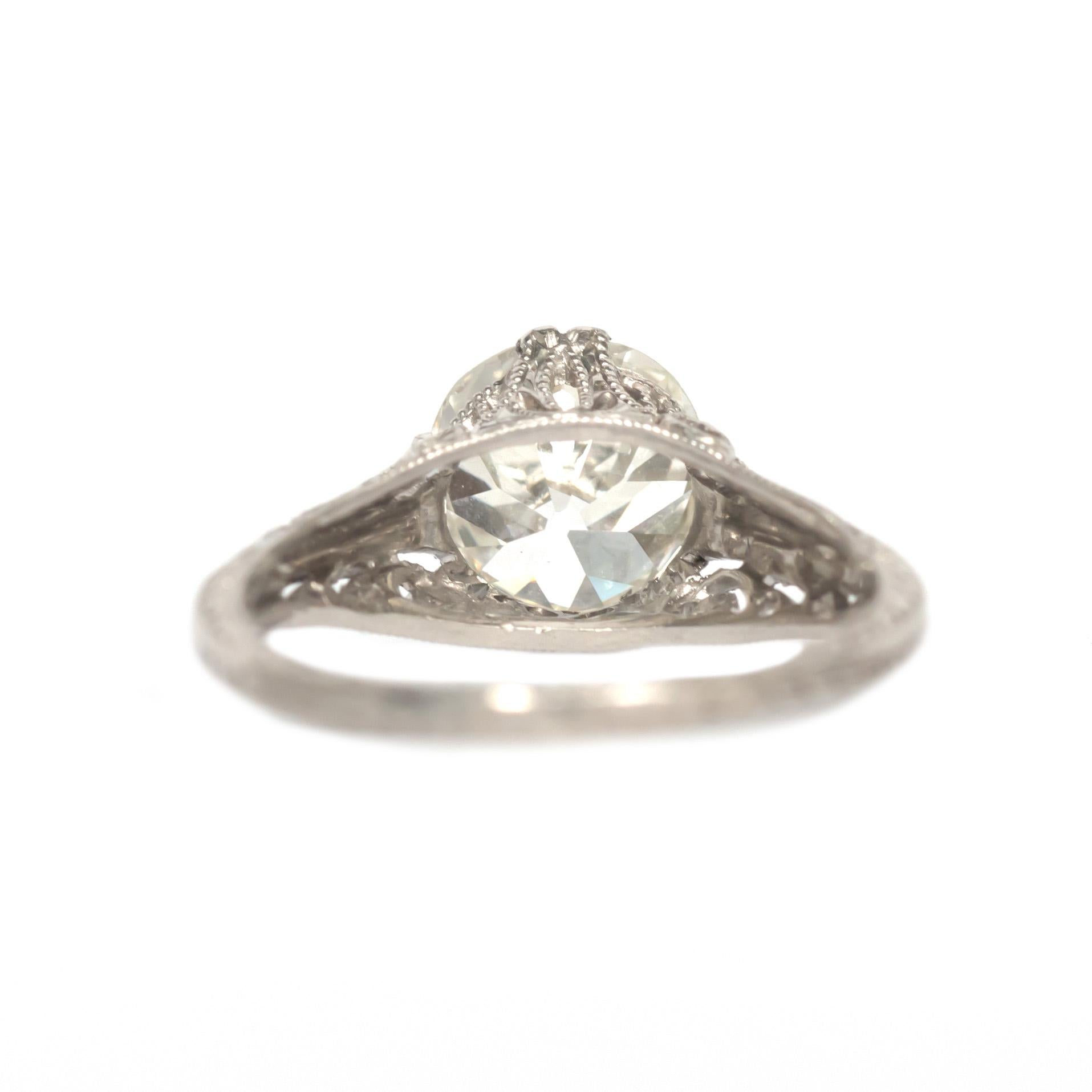 GIA Certified 1.64 Carat Diamond Platinum Engagement Ring In Good Condition In Atlanta, GA