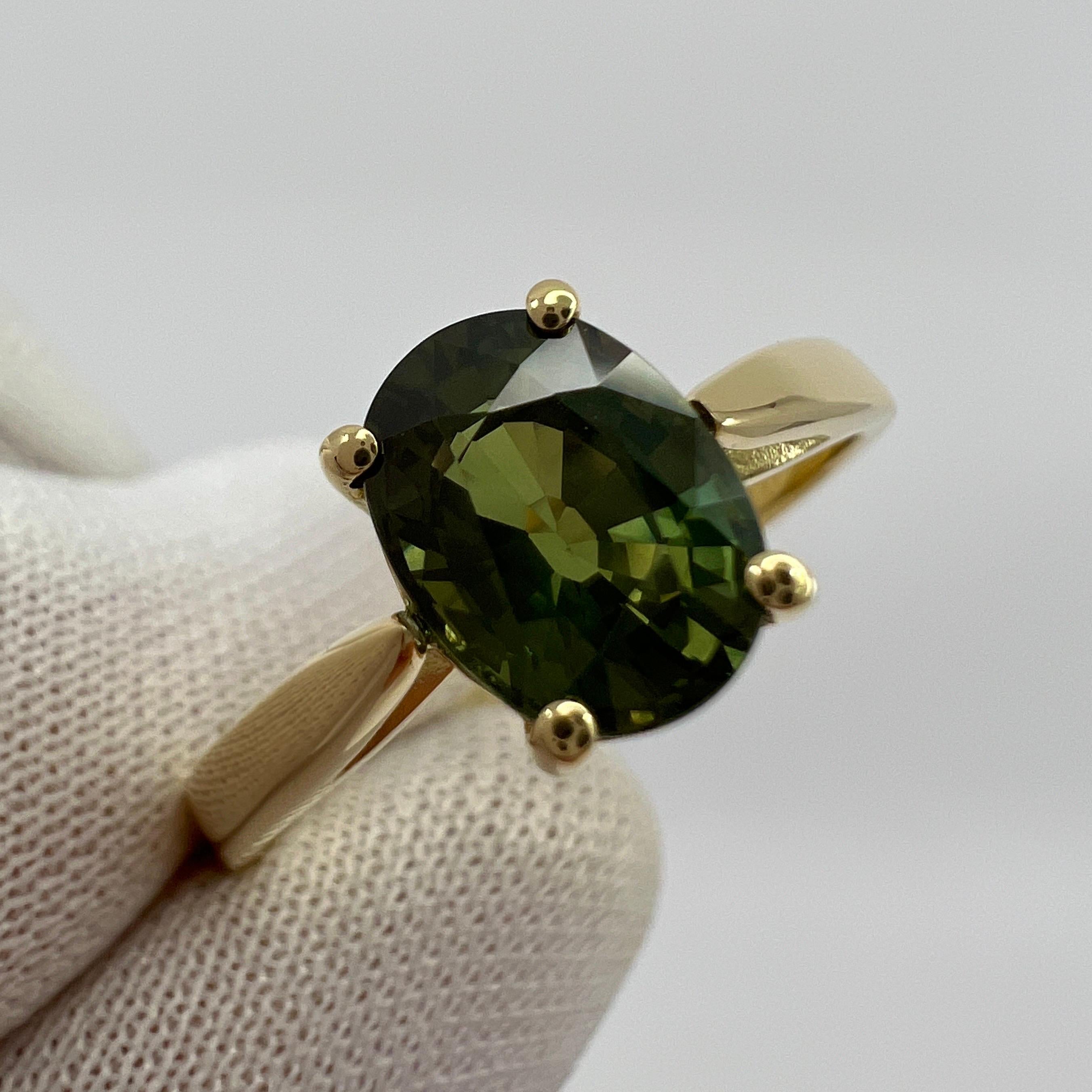 Women's or Men's GIA Certified 1.64ct Australian Green Sapphire 18k Yellow Gold Solitaire Ring