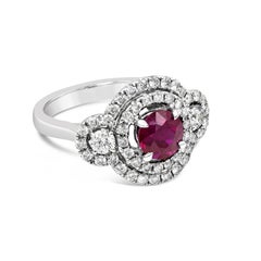 Anello di fidanzamento a raggiera con rubino birmano e diamanti con taglio rotondo certificato GIA da 1,65 carati