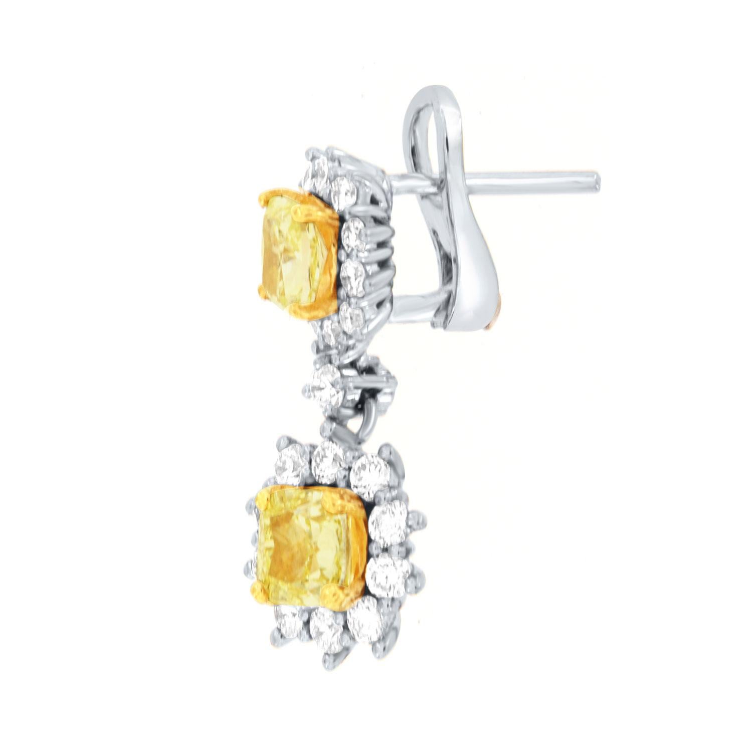 GIA-zertifizierter 1,65 gelber Diamant 18k Weiß & 22k Gelb  Gold Tropfen Halo-Ohrring aus Gold (Kissenschliff) im Angebot