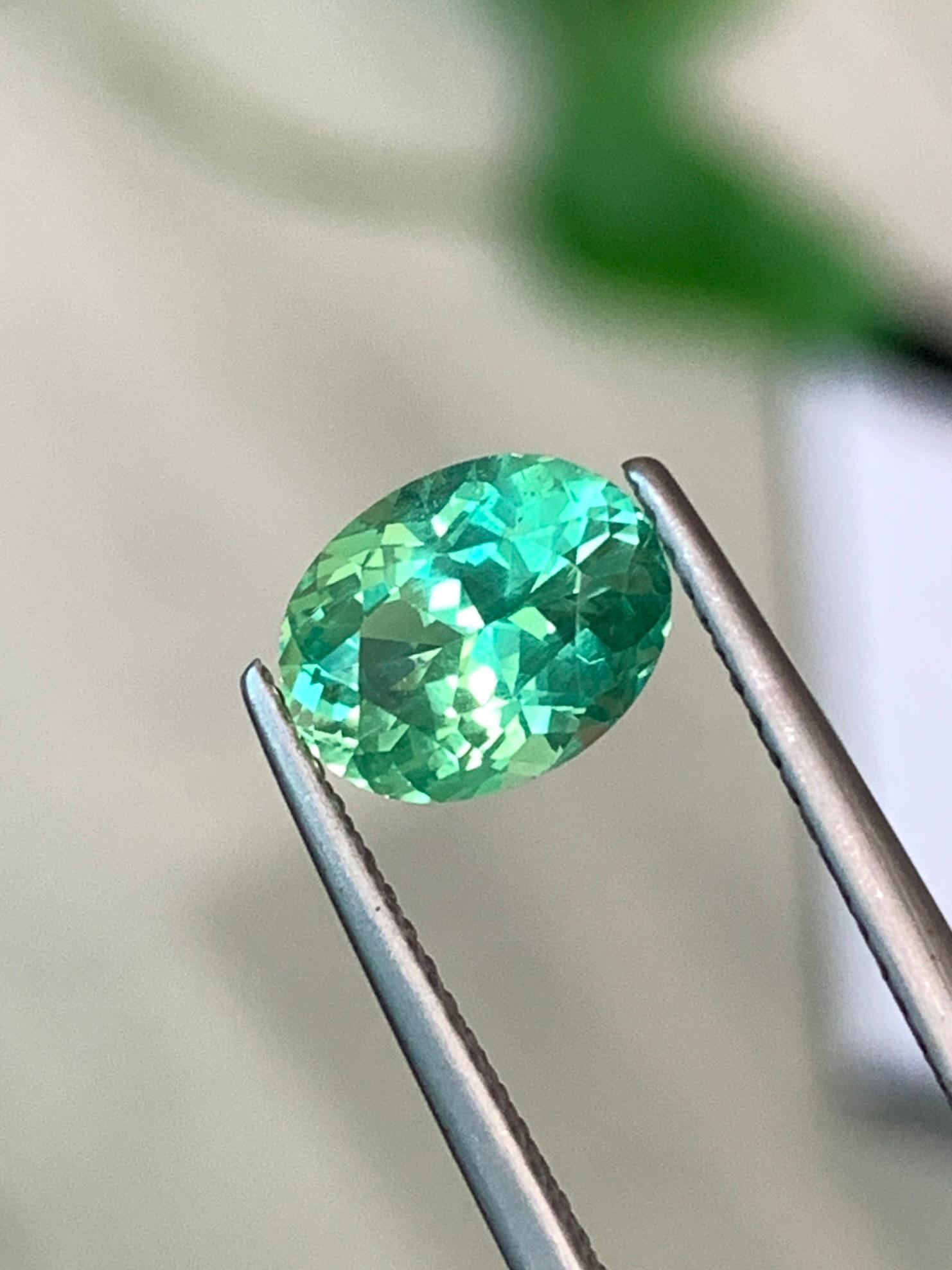 GIA Certified 1.66 Cts AAA Grade Green Rare Rare Kornerupine (Pismatine) In Excellent Condition For Sale In บางรัก, TH