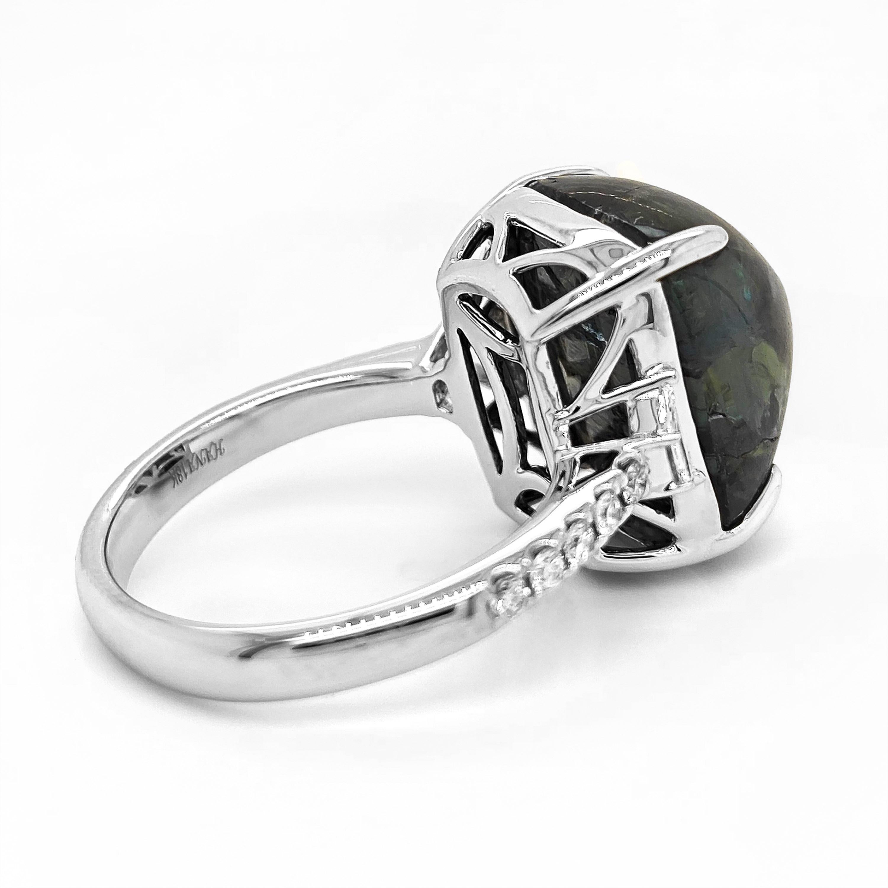 Taille mixte Bague fantaisie en or blanc avec saphir certifié GIA de 16,63 carats et diamants en vente
