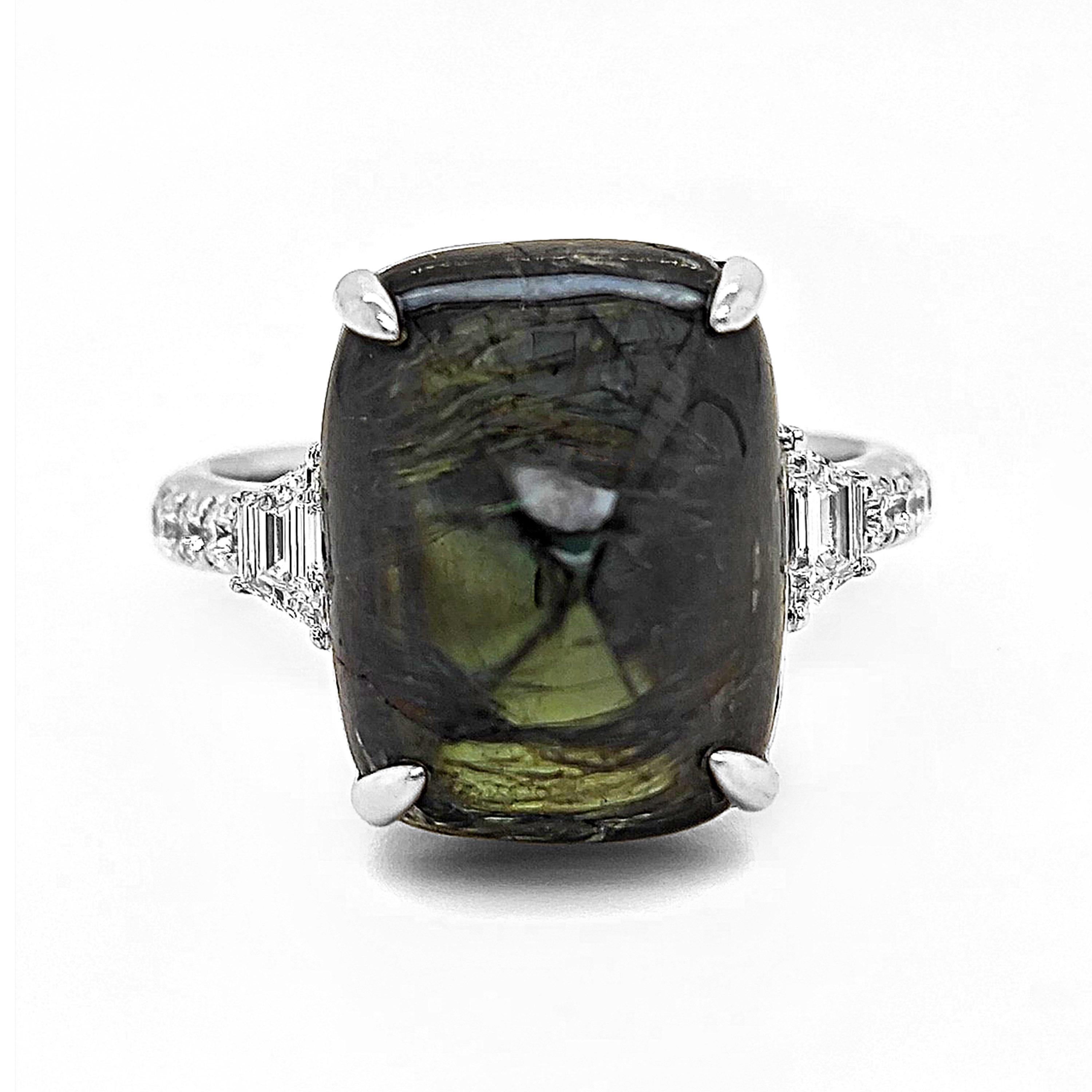 Bague fantaisie en or blanc avec saphir certifié GIA de 16,63 carats et diamants Neuf - En vente à New York, NY