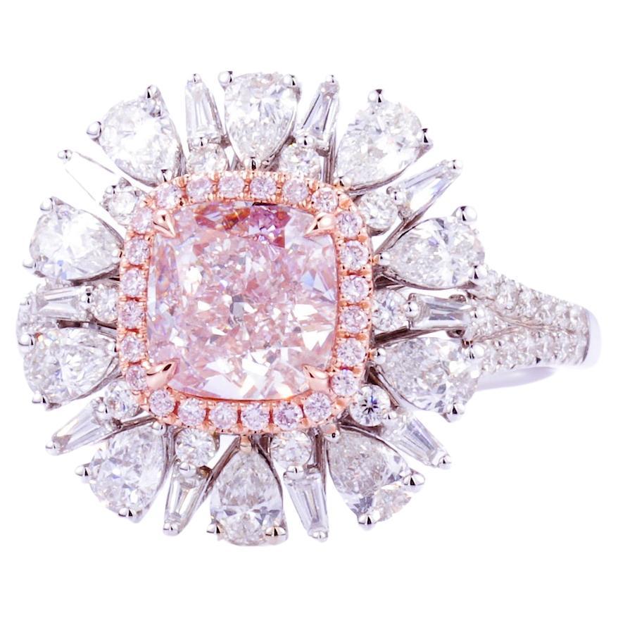 GIA Certified 1.66ct Light Pink Cushioncut Natural Color Diamond engagement Ring For Sale
