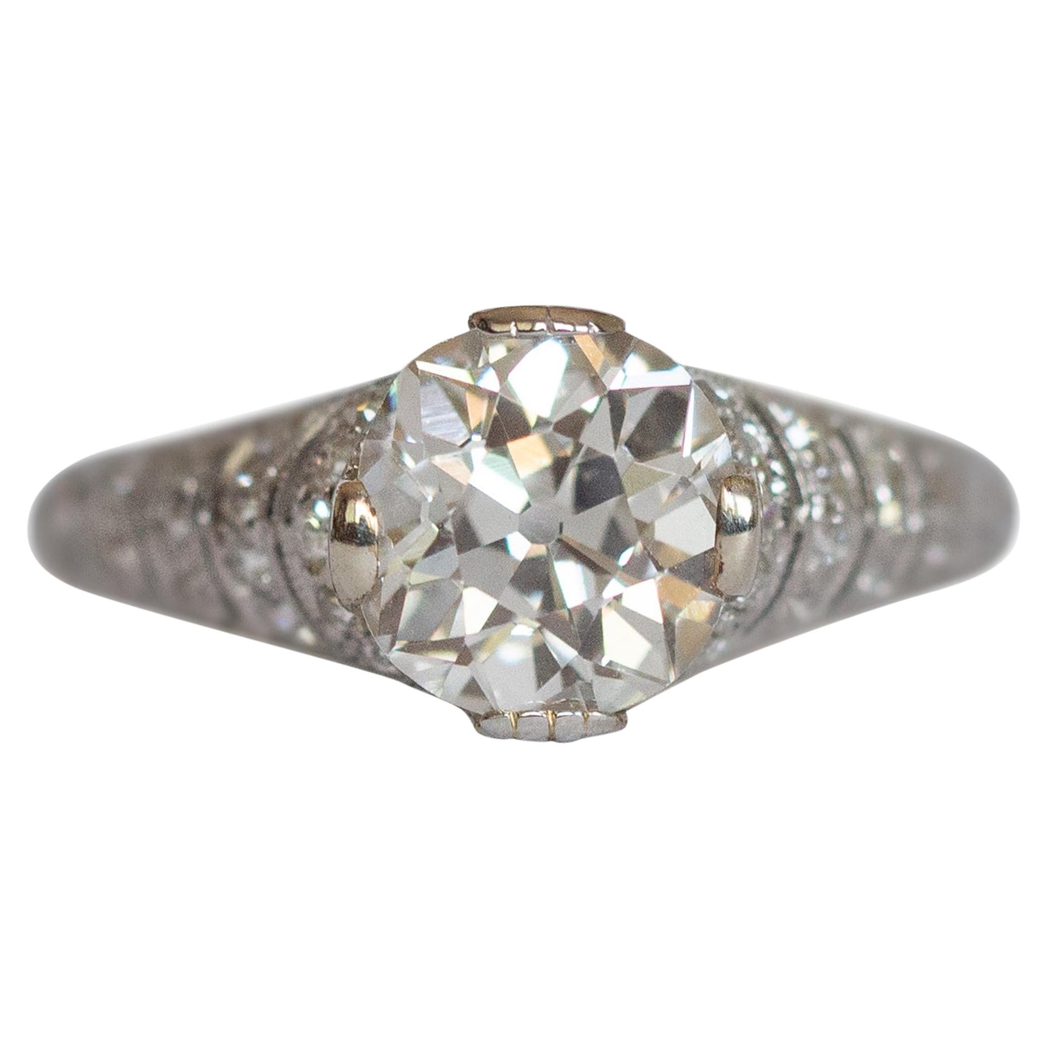 GIA Certified 1.67 Carat Diamond Platinum Engagement Ring For Sale