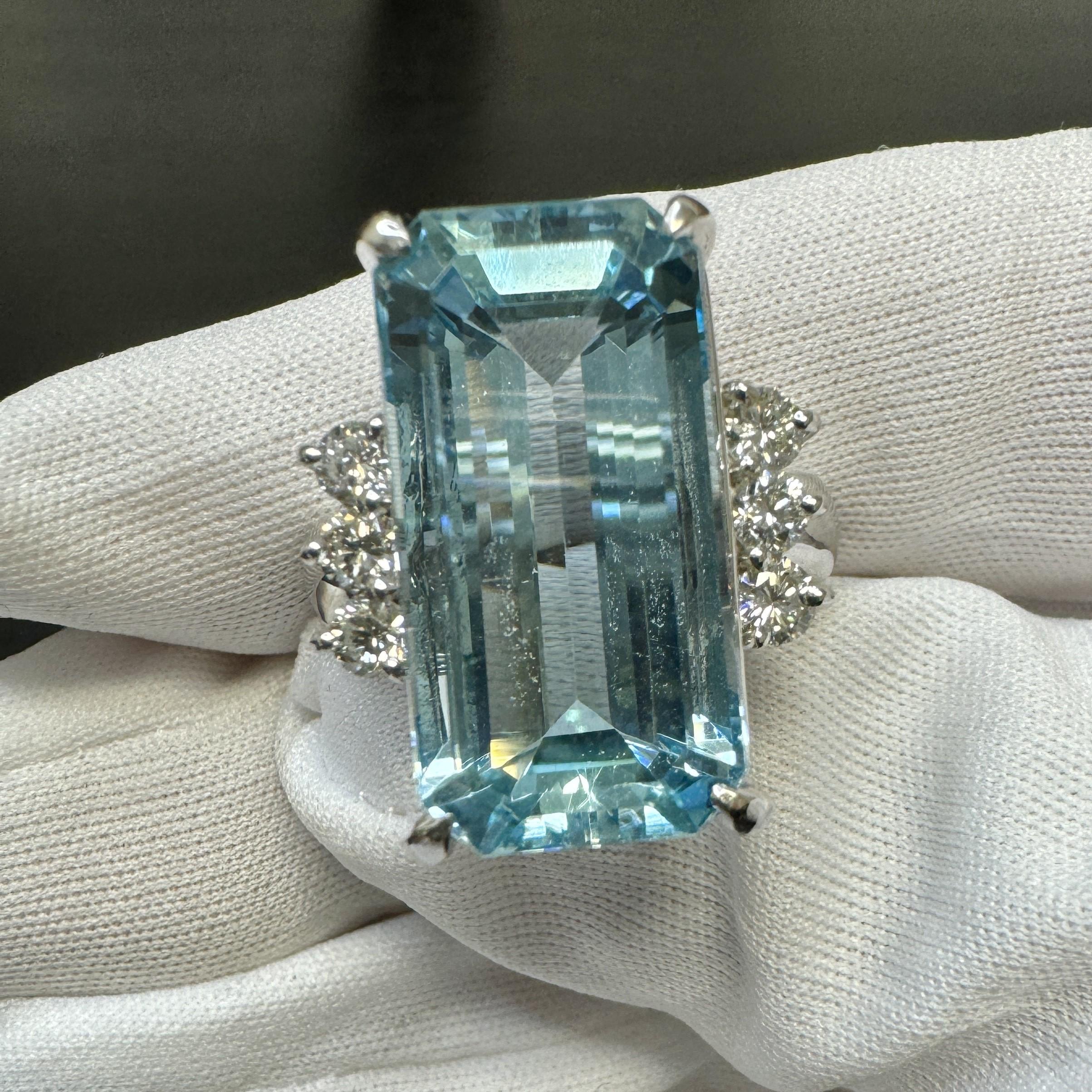 Art Deco GIA Certified 16.70 Carat Aquamarine and Diamond Vintage Cocktail Ring For Sale