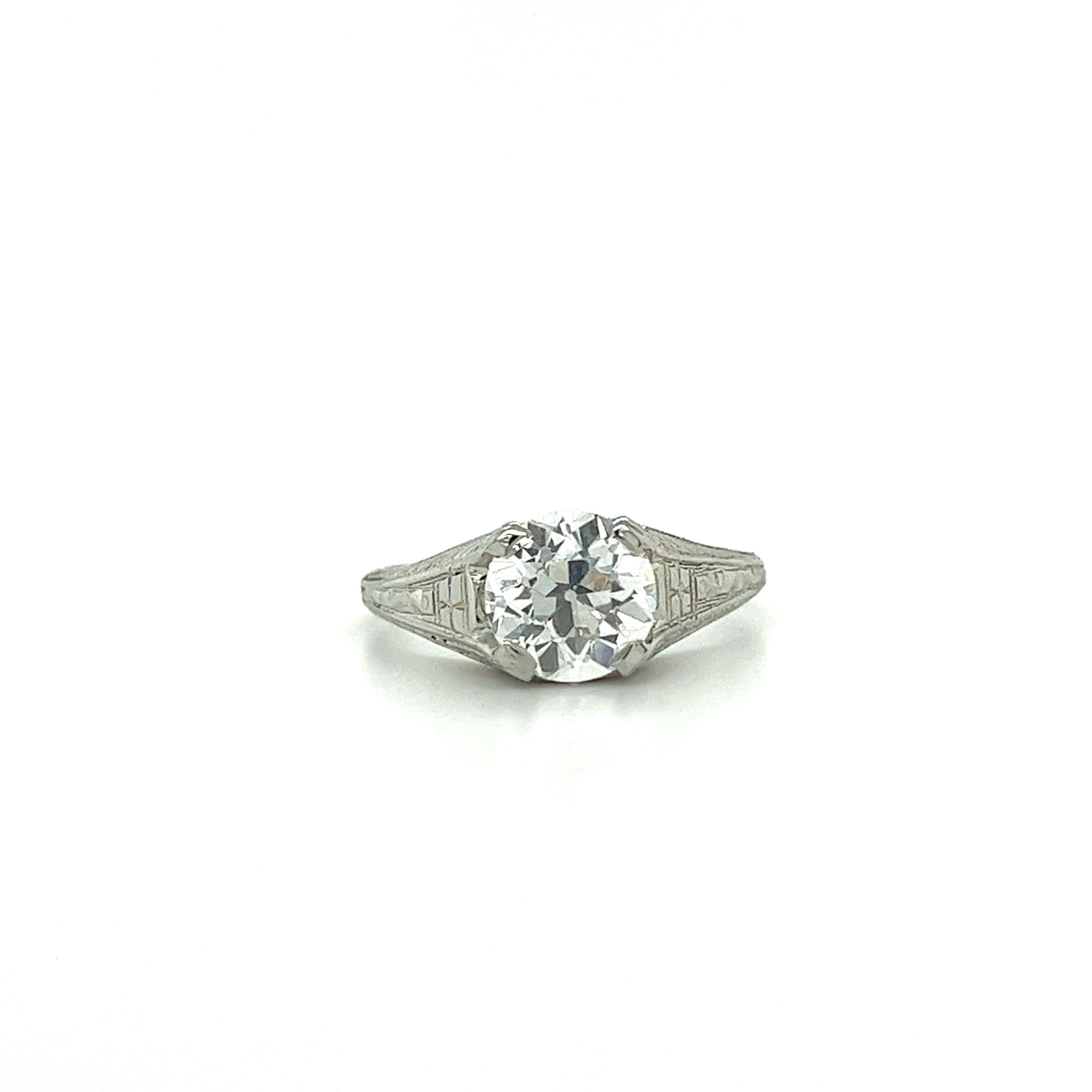 Women's GIA Certified 1.69 Carat G/VVS1 Old Euro Cut Art Deco Vintage Engagement Ring For Sale