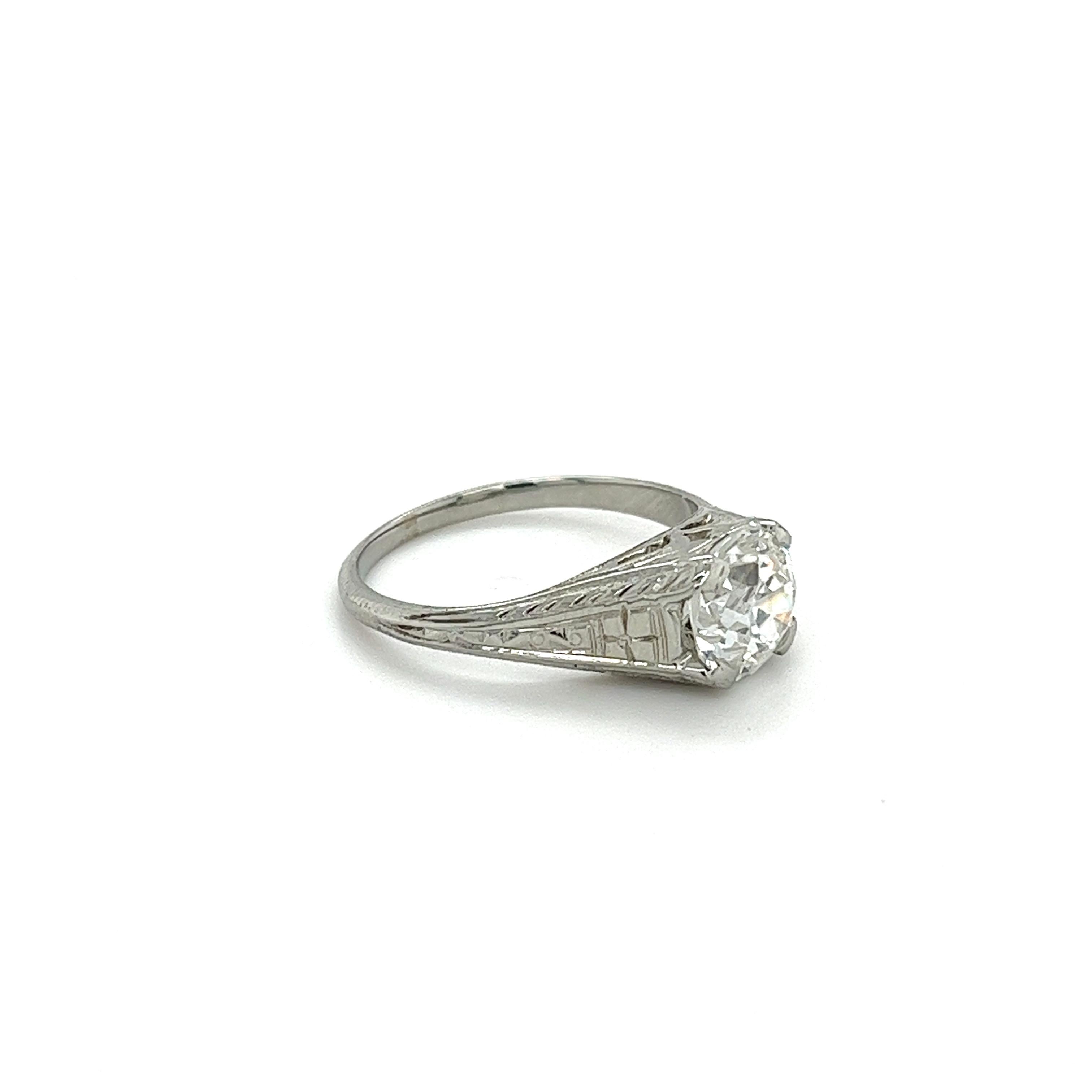GIA Certified 1.69 Carat G/VVS1 Old Euro Cut Art Deco Vintage Engagement Ring For Sale 1