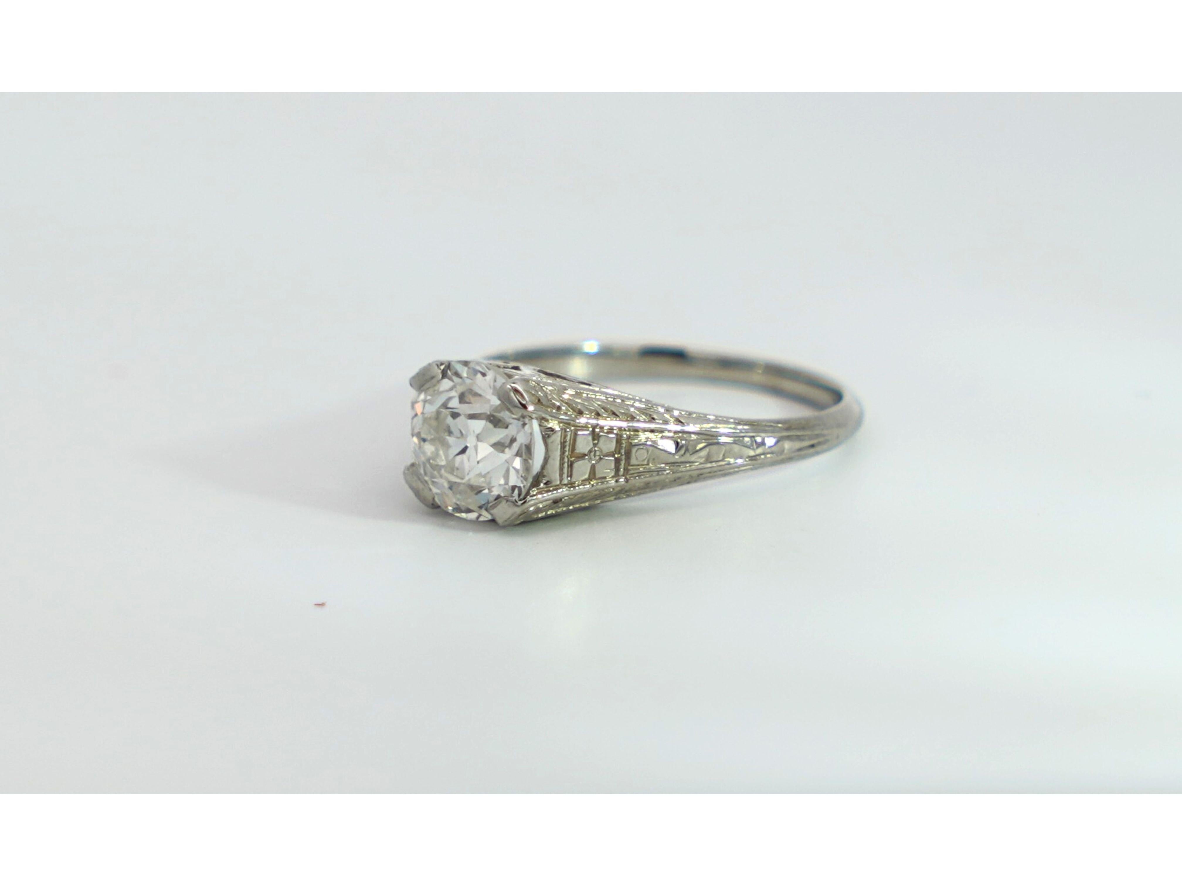 Old European Cut GIA Certified 1.69 Carat G/VVS1 Old Euro Cut Art Deco Vintage Engagement Ring For Sale