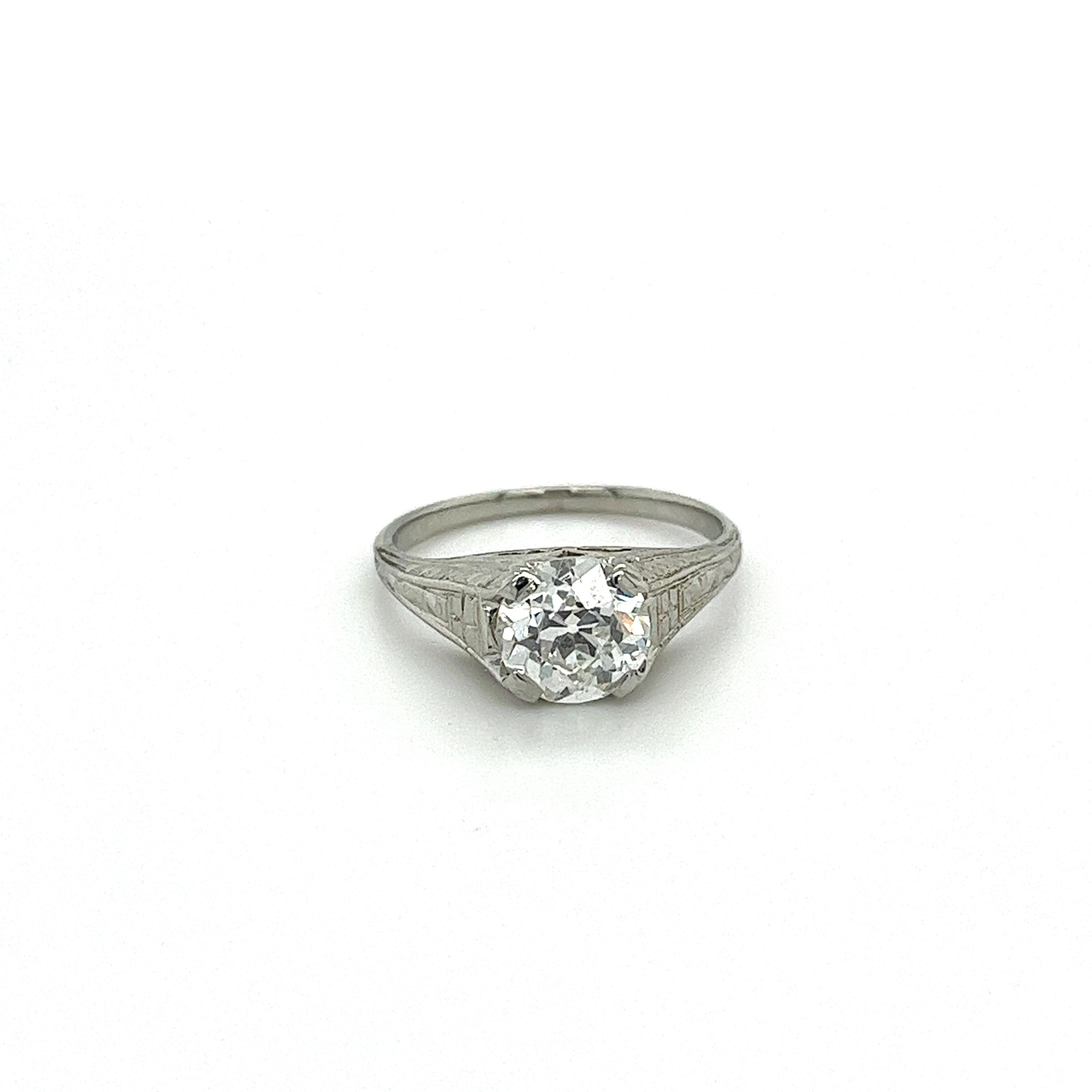 GIA Certified 1.69 Carat G/VVS1 Old Euro Cut Art Deco Vintage Engagement Ring For Sale 5