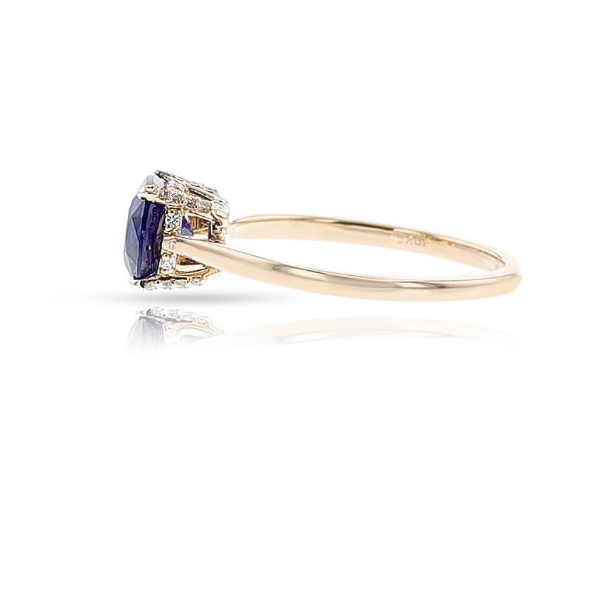 Women's or Men's GIA Certified 1.69 ct. Unheated Burma Sapphire Ring with Diamonds, 14k Yellow For Sale