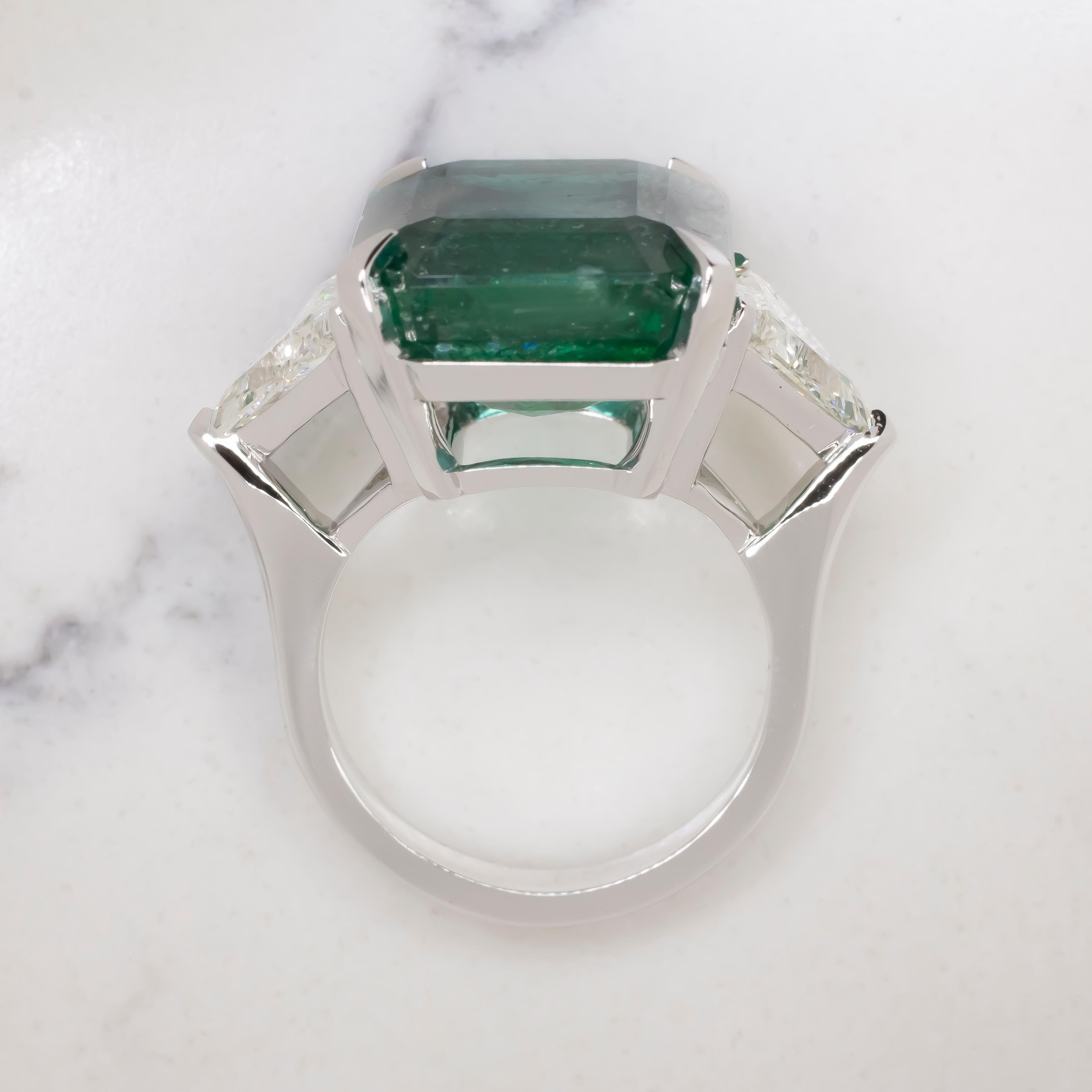 Emerald Cut GIA Certified 16.93 Carat MINOR OIL Green Emerald Diamond 18K White Gold Ring For Sale