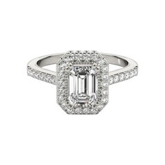 Anello con diamante smeraldo aureolato in oro bianco 18 carati certificato GIA da 1,7 carati