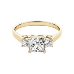 GIA Certified 1,7 Carat Princess Cut Three-Stone Anello di diamanti in oro giallo 18K