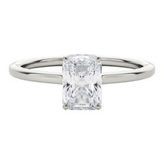 GIA Certified 1,7 Carati Radiant Halo Hidden Slim Band Diamond Ring
