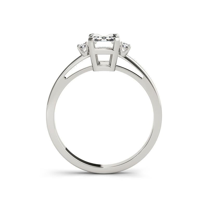 De las mujeres GIA Certificado 1,70 Quilates Radiante de Tres Piedras  Anillo de diamantes en venta