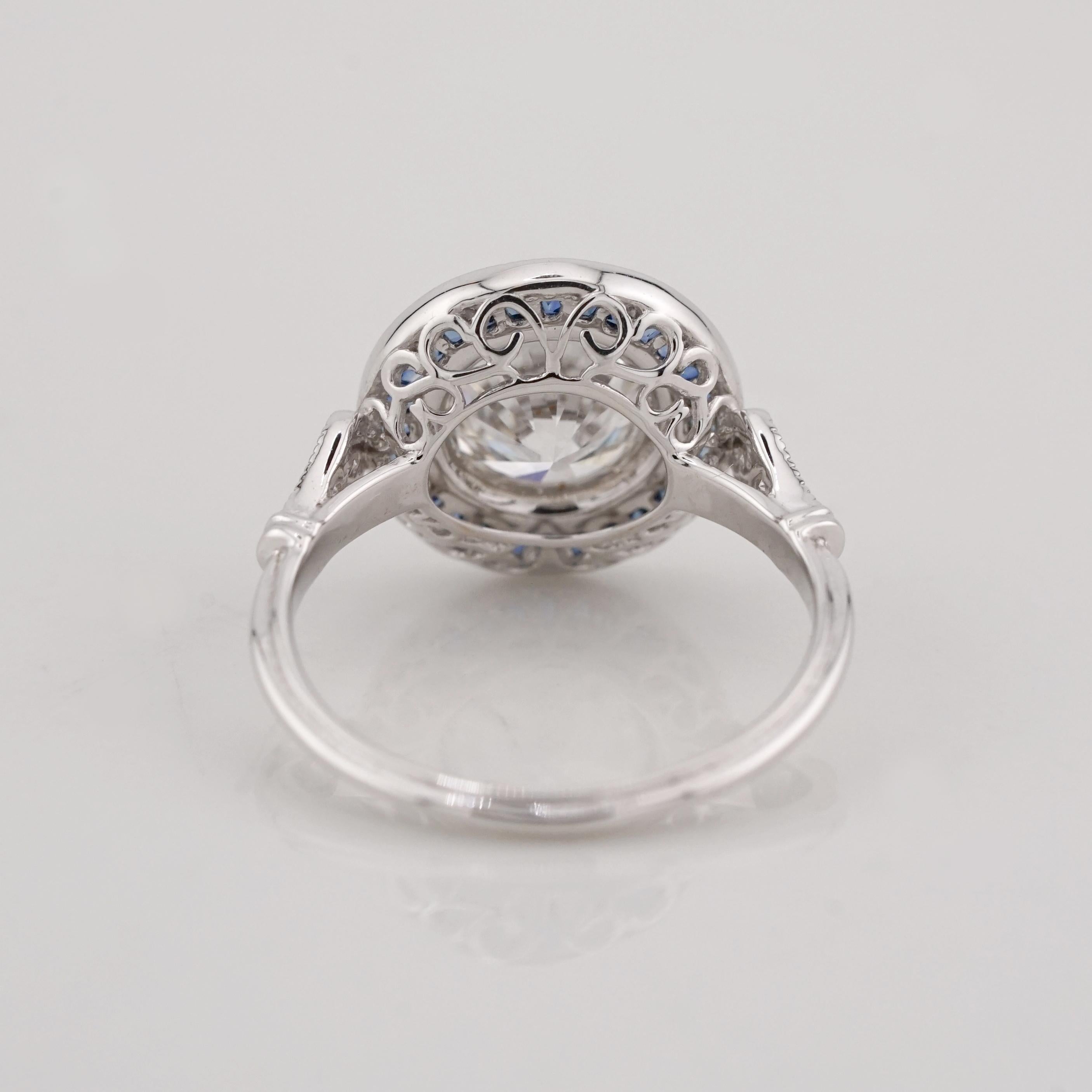 Contemporary GIA Certified 1.70 Carat Round Cut Diamond 14K White Gold Antique Style Ring For Sale