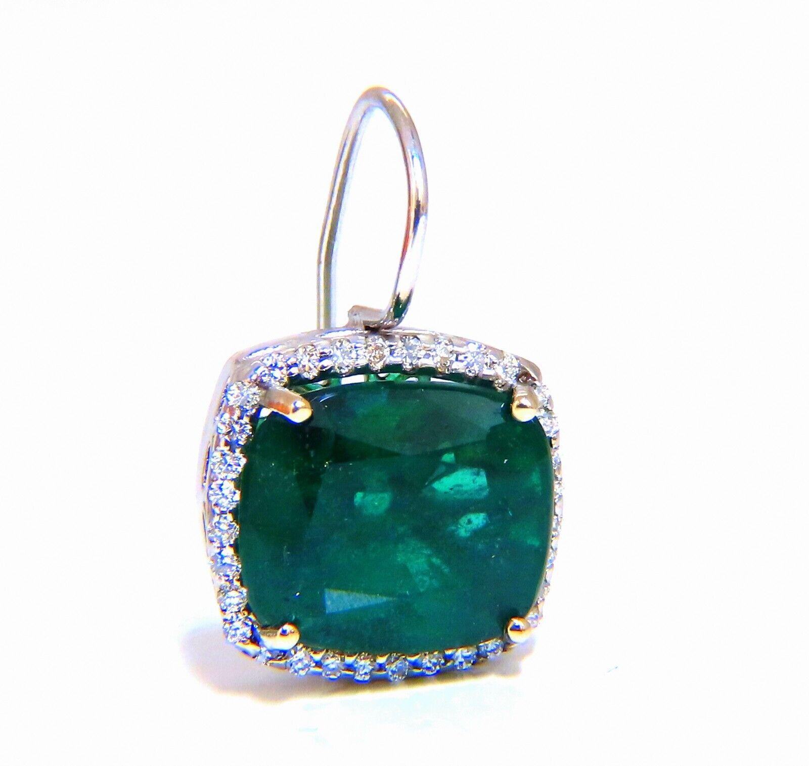 GIA-zertifizierte 17,05 Karat natürliche Smaragde Diamant-Ohrringe 18 Karat Cluster-Halo-Ohrringe mit Halo im Angebot 2