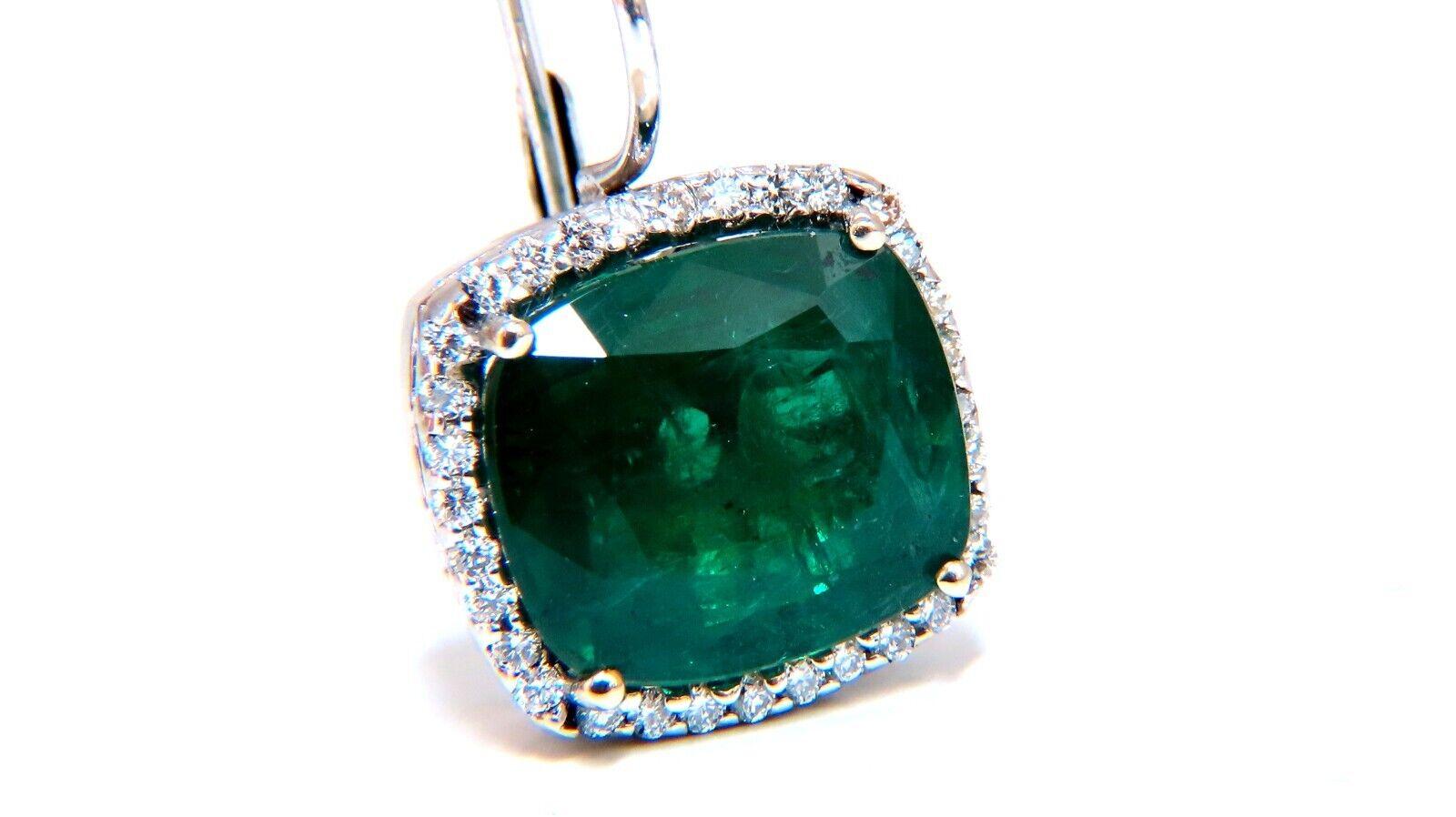 GIA-zertifizierte 17,05 Karat natürliche Smaragde Diamant-Ohrringe 18 Karat Cluster-Halo-Ohrringe mit Halo im Angebot 3