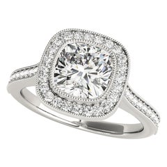 GIA Certified 1,71 Carati Halo Cushion Cathedral Milgrain Platinum Diamond Ring
