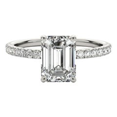 GIA Certificato 1,71 Carati Pave Hidden Halo Emerald  Anello con diamante