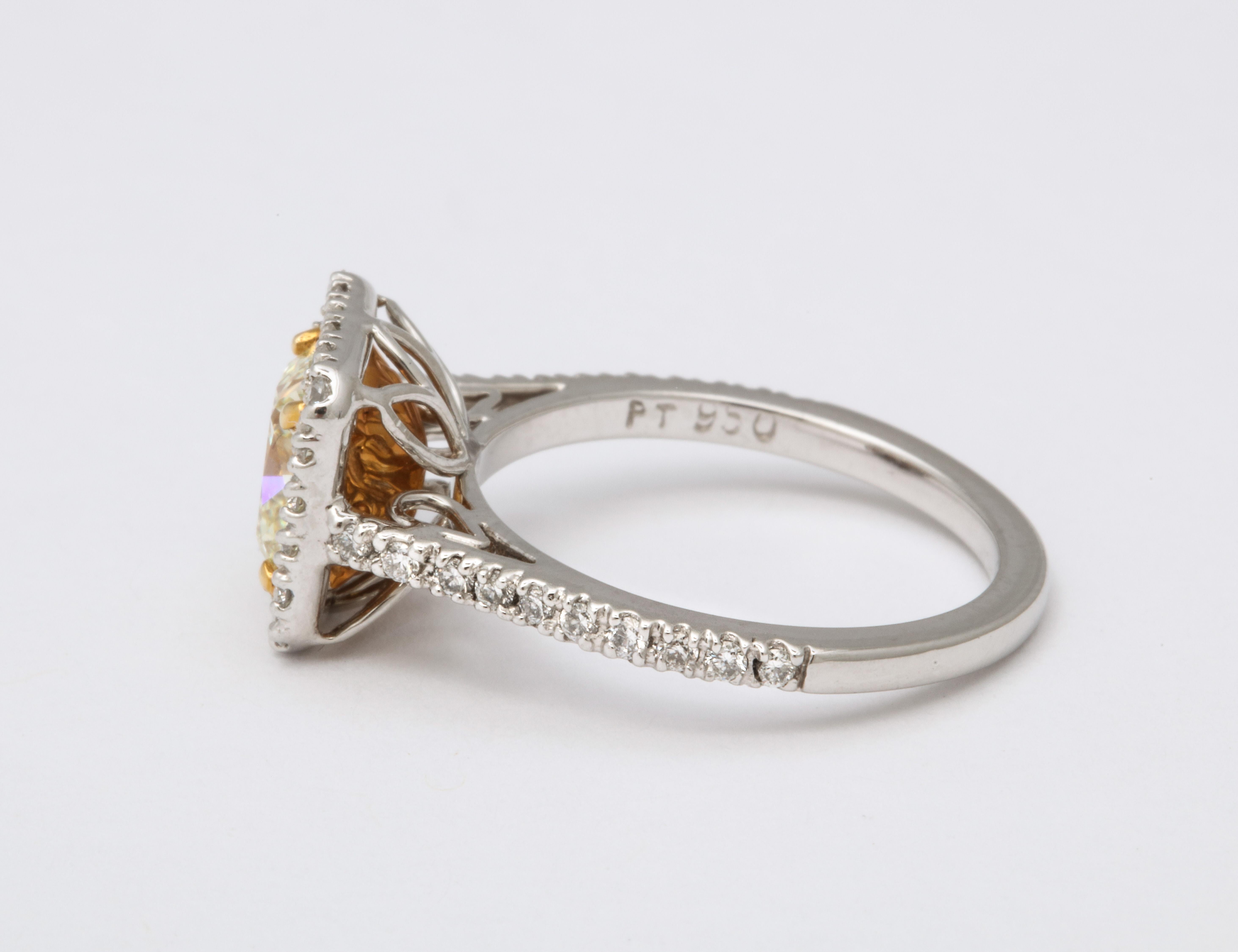 GIA Certified 1.71 Carat Yellow Diamond Engagement Ring In New Condition For Sale In New York, NY
