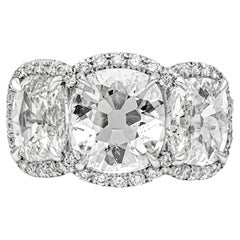 Bague de fiançailles à trois pierres certifiée GIA 1.71 carats diamant taille coussin