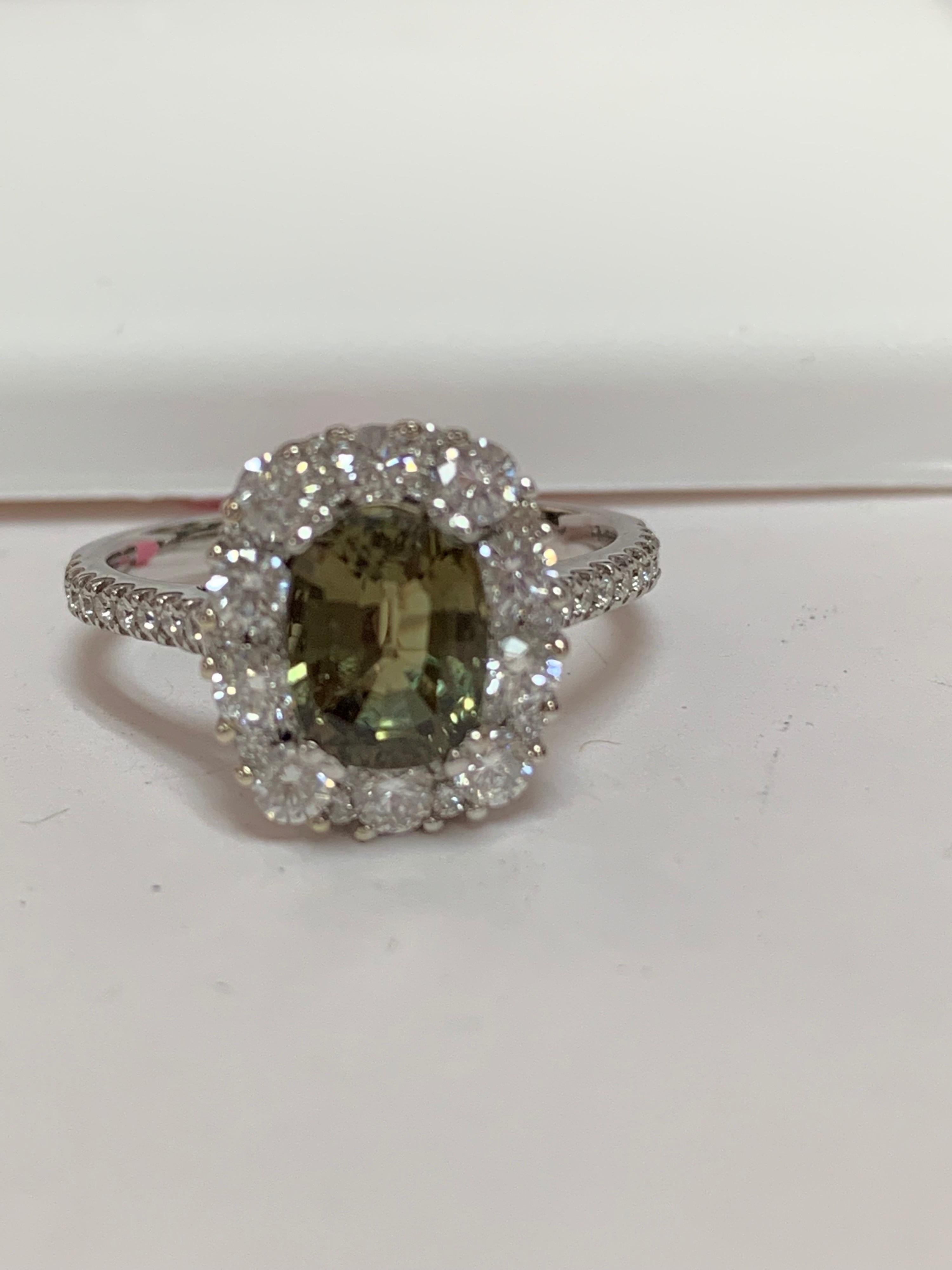 Bague alexandrite de 1,72 carat certifiée GIA Neuf - En vente à Trumbull, CT