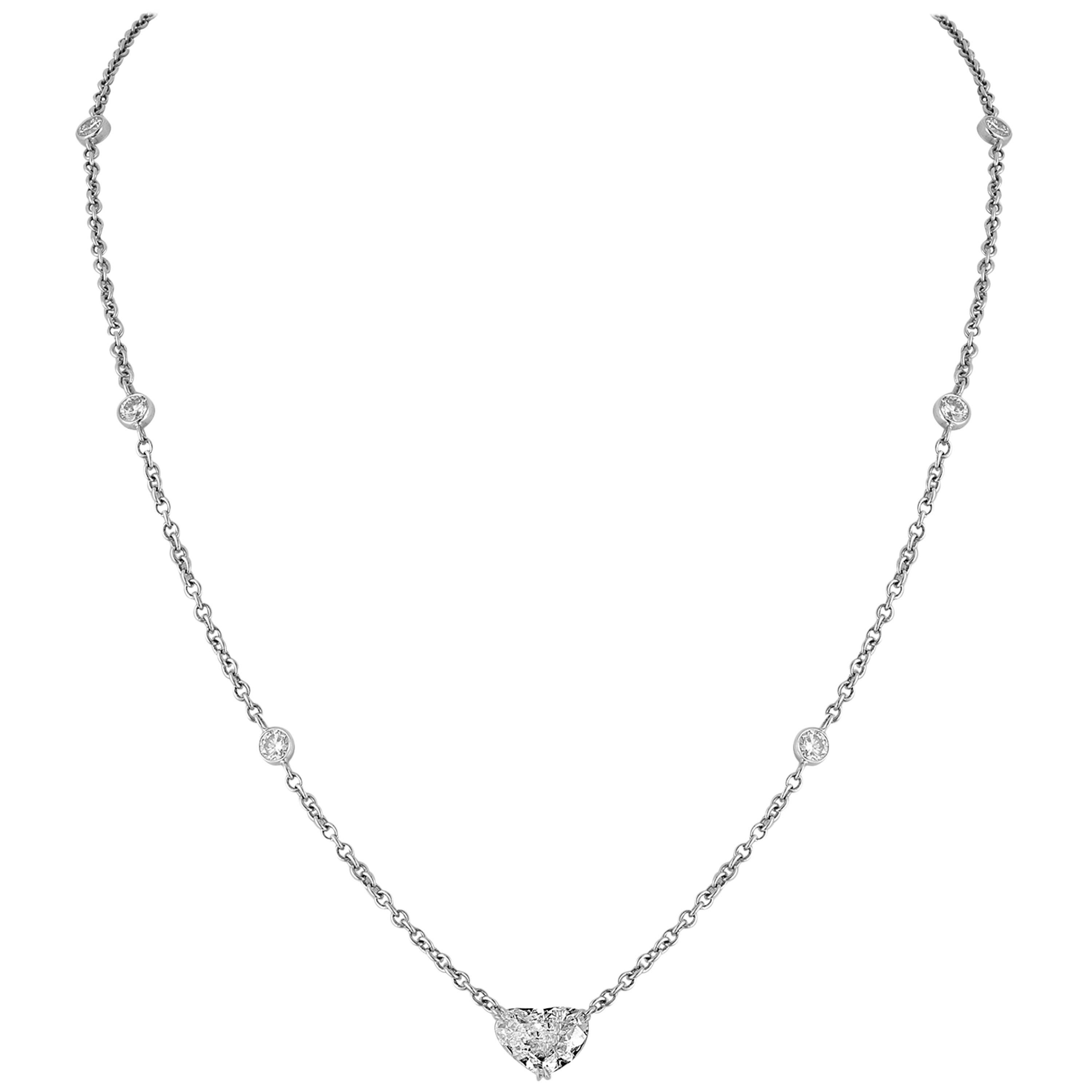 GIA Certified 1.72 Carats J VS2 Butterfly Cut Diamond Gold Necklace For Sale