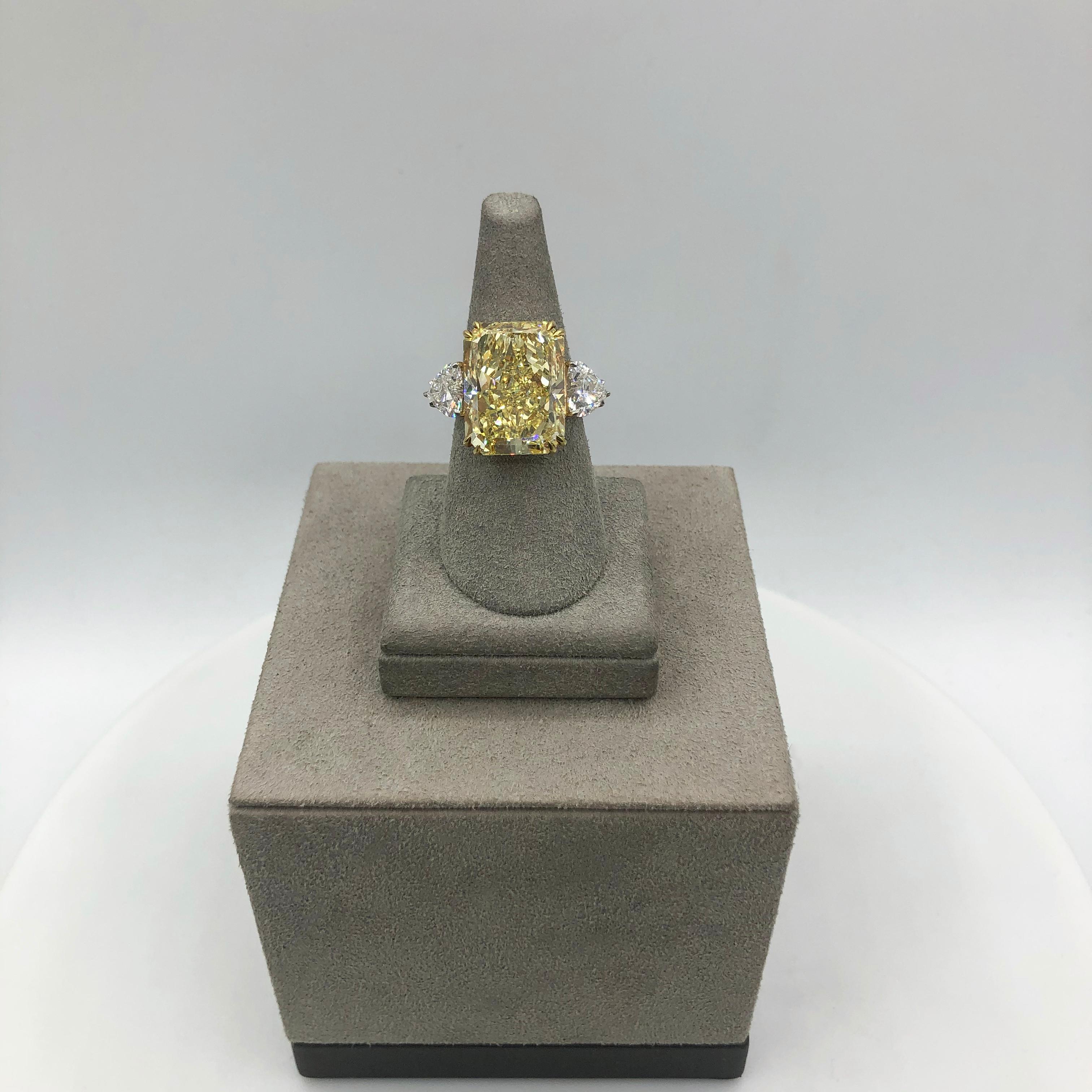 GIA Certified 17.25 Carat Intense Yellow Diamond Three-Stone Engagement Ring For Sale 2