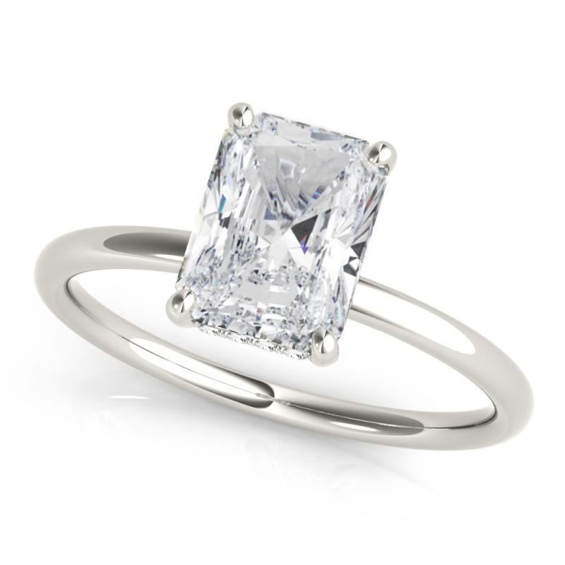 Taille radiant Bague diamant solitaire radiant à halo caché de 1.74 carat certifiée GIA en vente