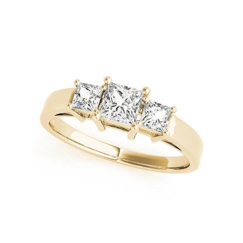 Taille princesse GIA Certified 1.74 Carat Princess Three-Stone Anniversary Diamond Ring (bague d'anniversaire à trois pierres) en vente