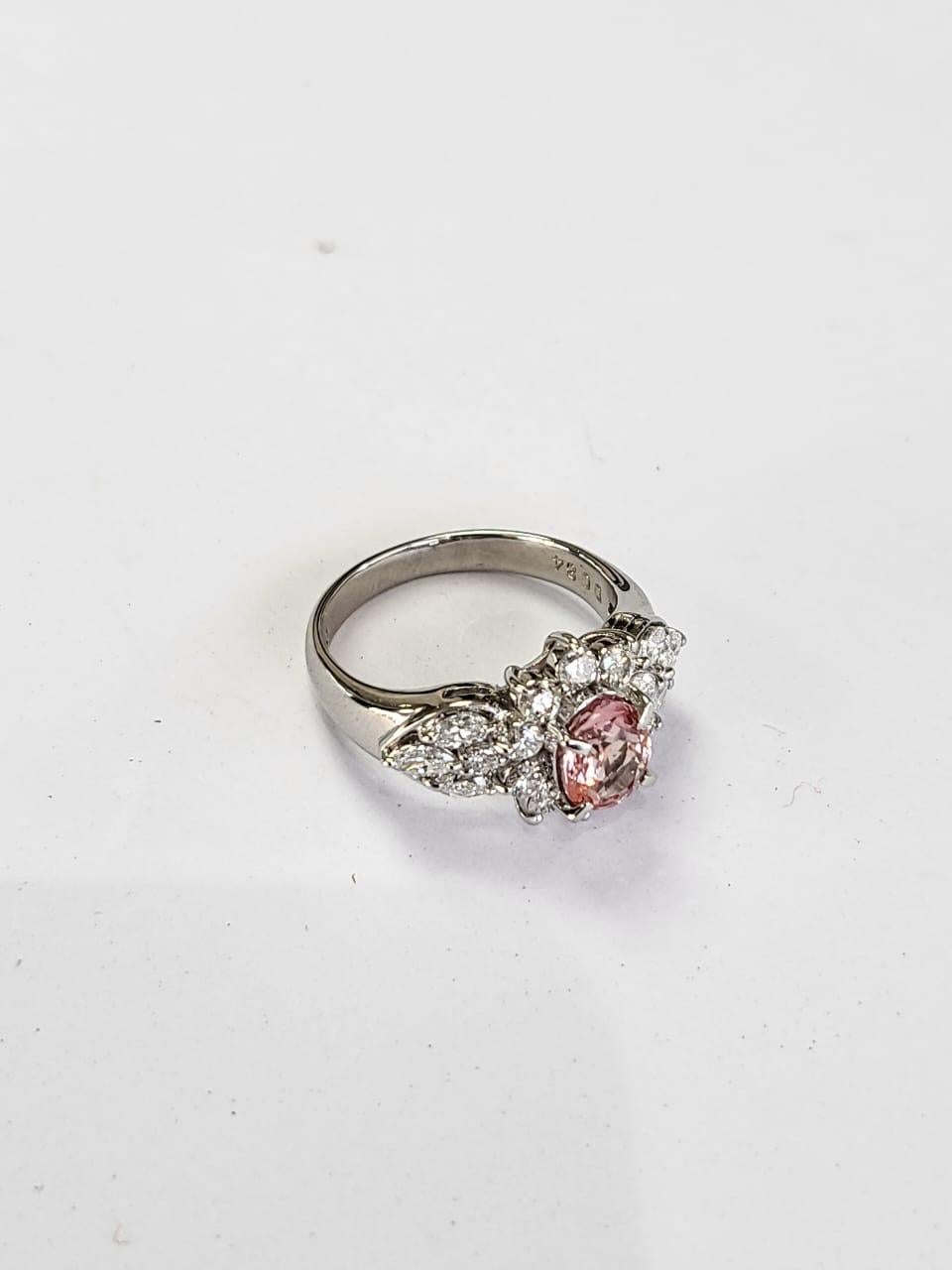 GIA Certified, 1.74 carats, No - Heat Padparadscha & Diamonds Engagement Ring  In New Condition For Sale In Hong Kong, HK