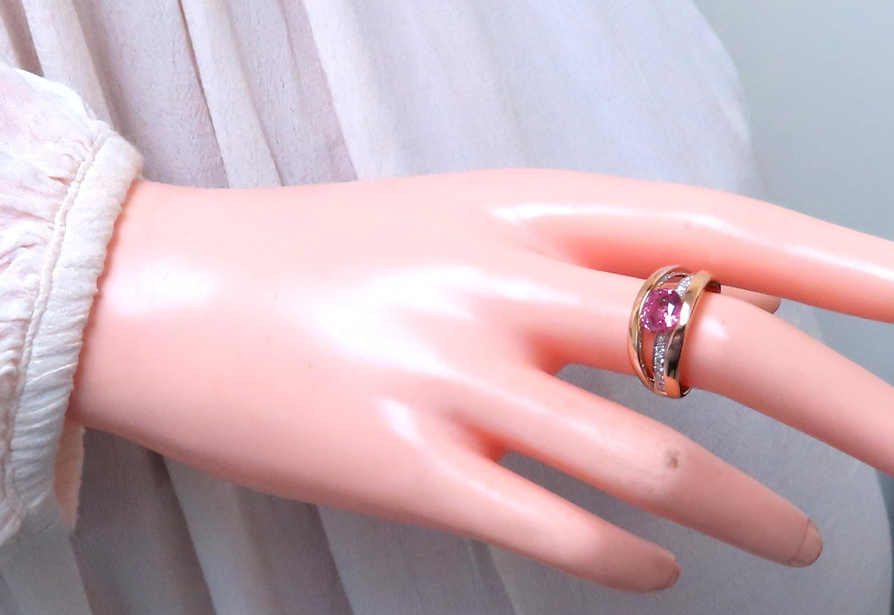 Gia Certified 1.74ct Natural Pink Sapphire Ring 18kt Gold 12411 In New Condition For Sale In New York, NY