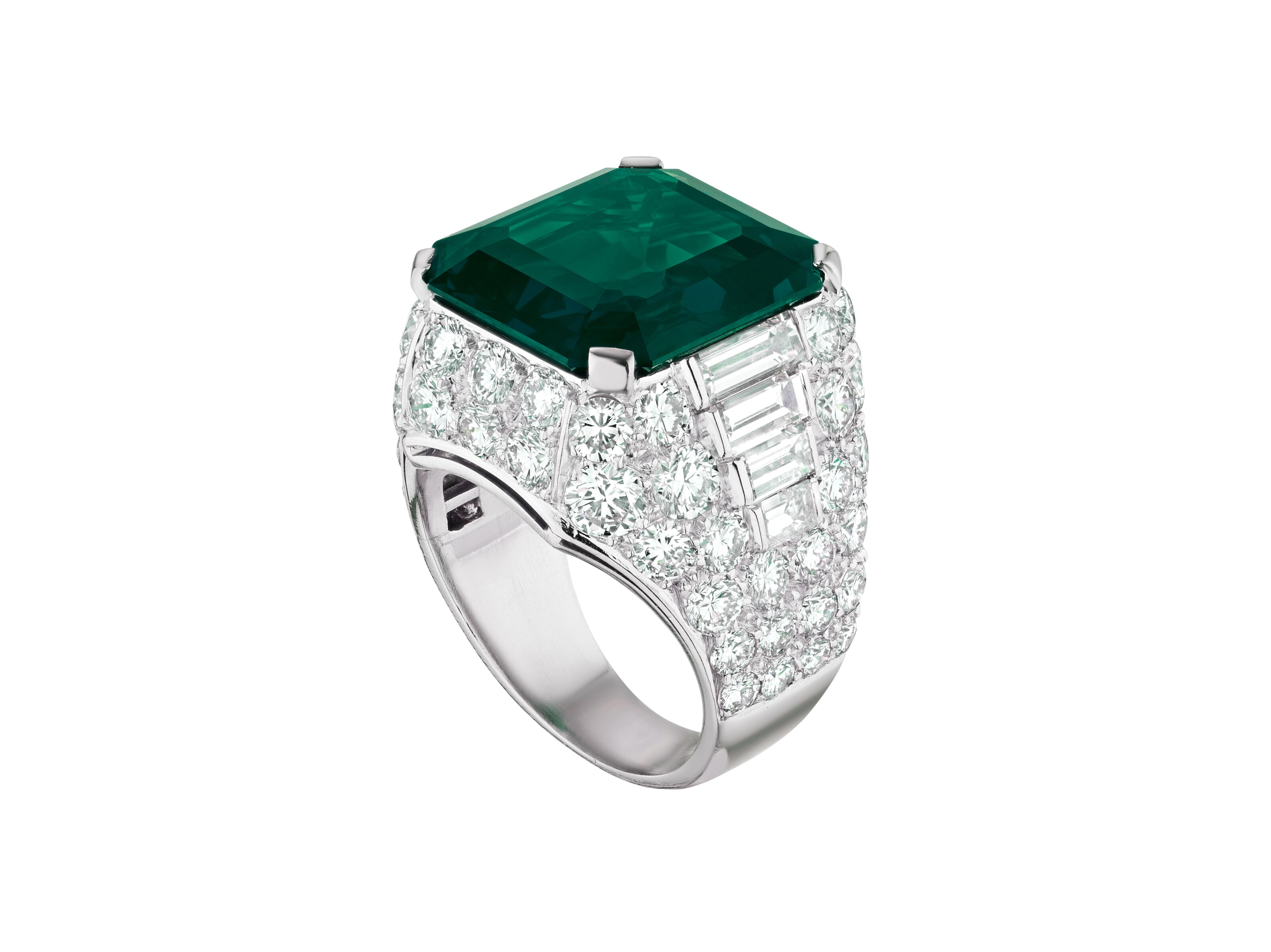 Platinring, GIA-zertifizierter 17,52 Karat kleiner Öl-Smaragd, Smaragd (Smaragdschliff) im Angebot