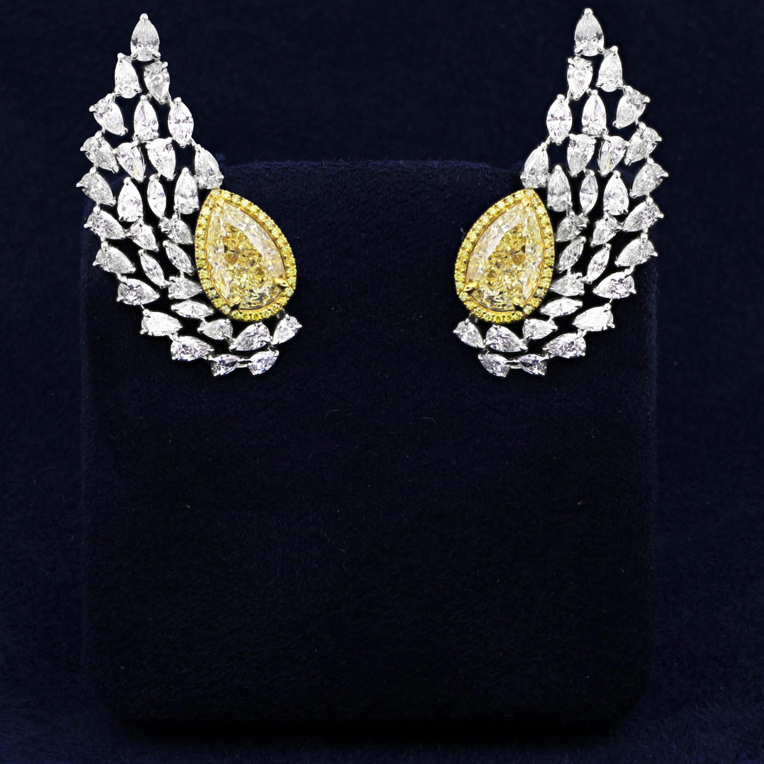 Collana di diamanti bianchi e gialli certificata GIA da 17,55 carati in oro 18k in vendita 1